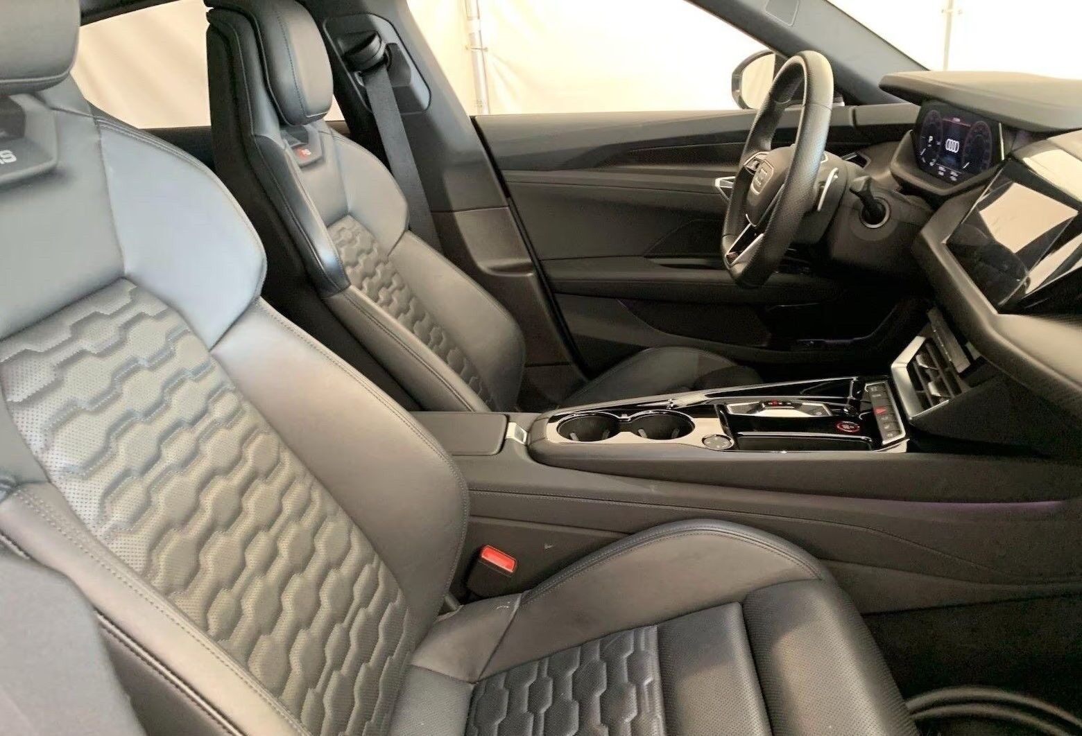 Billede af Audi RS E-tron GT EL Quattro 598HK 4d Aut.