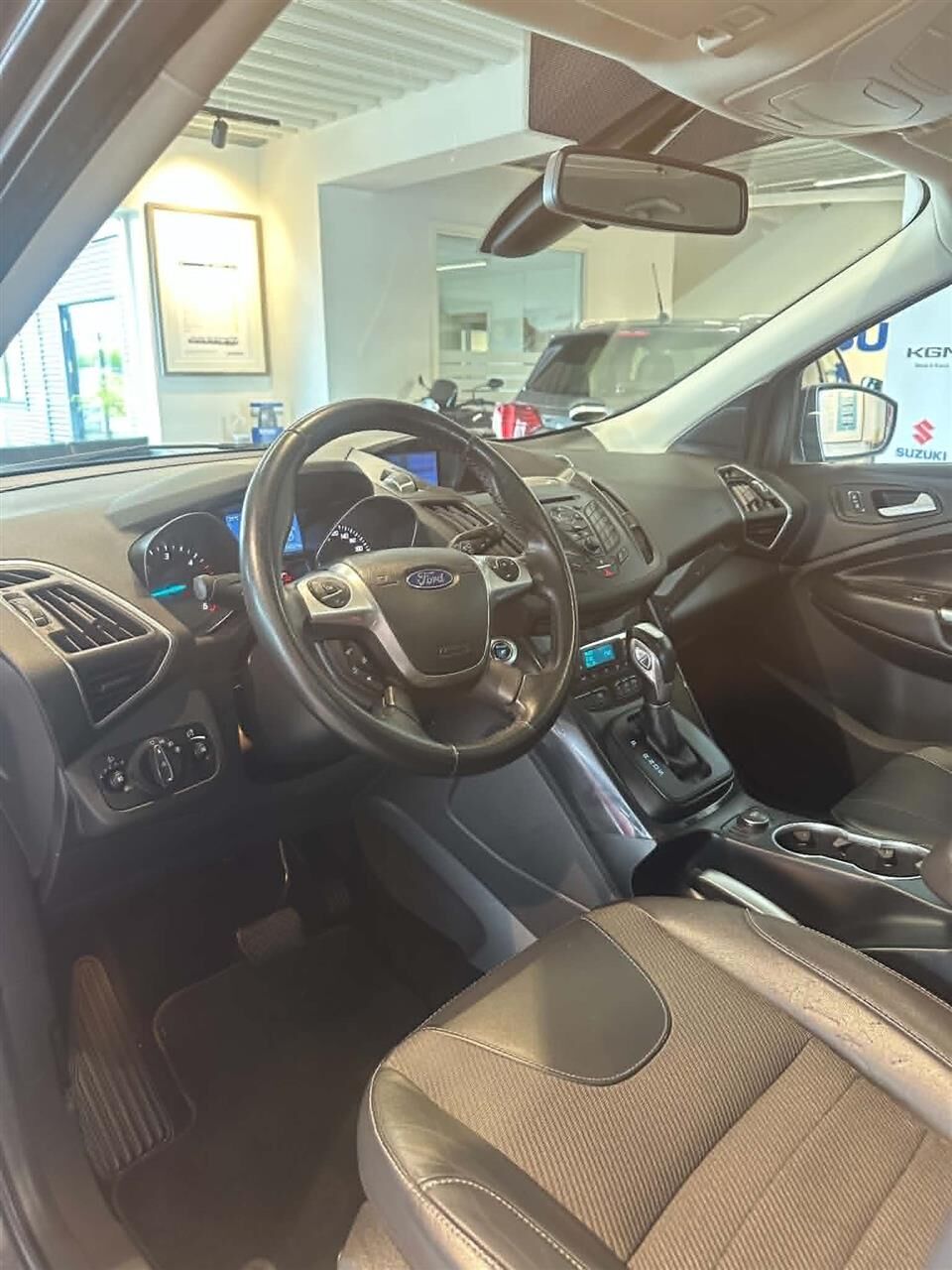 Billede af Ford Kuga 2,0 TDCi Titanium 4x4 180HK 5d 6g Aut.