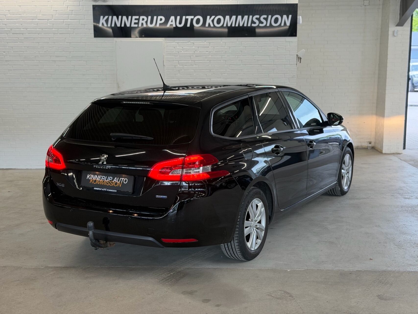 Billede af Peugeot 308 SW 1,6 BlueHDi Active 120HK Stc 6g