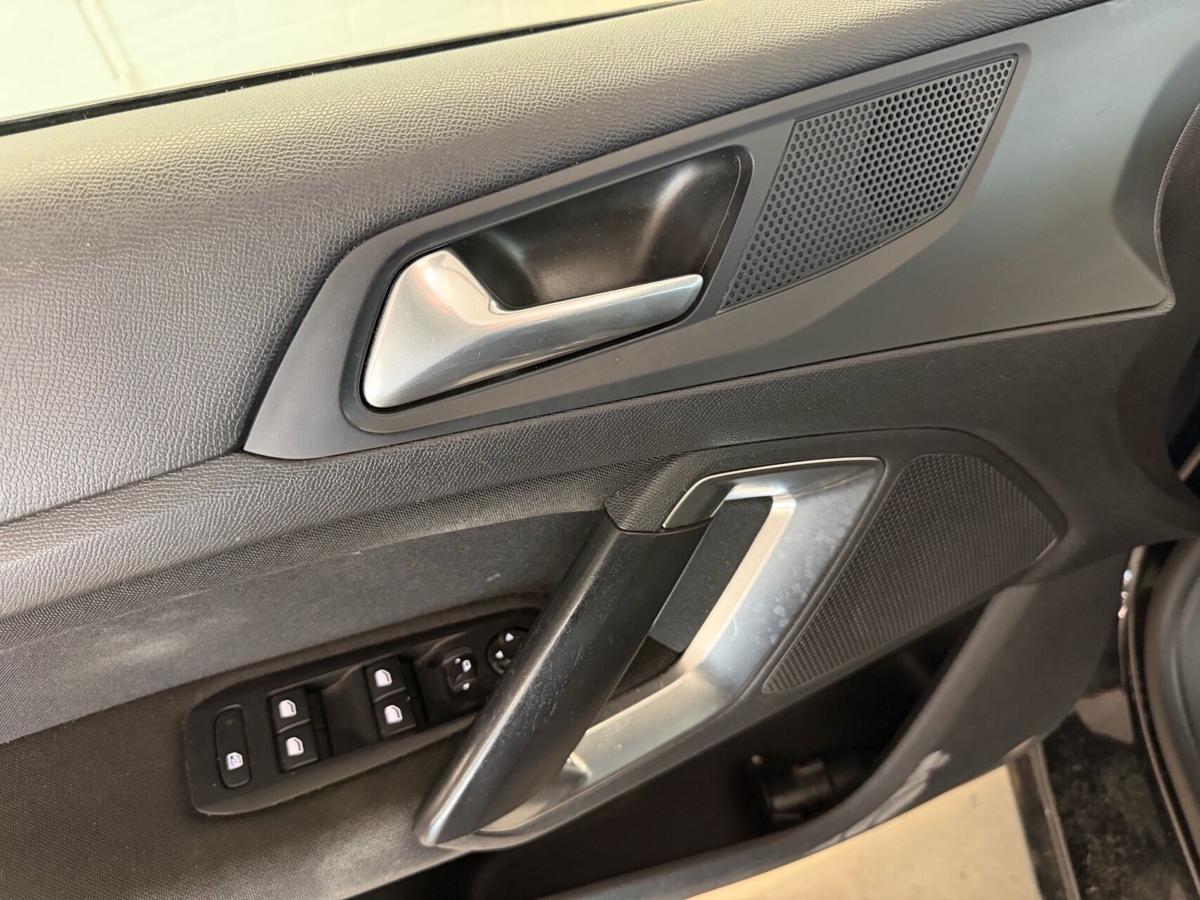 Billede af Peugeot 308 SW 1,6 BlueHDi Active 120HK Stc 6g