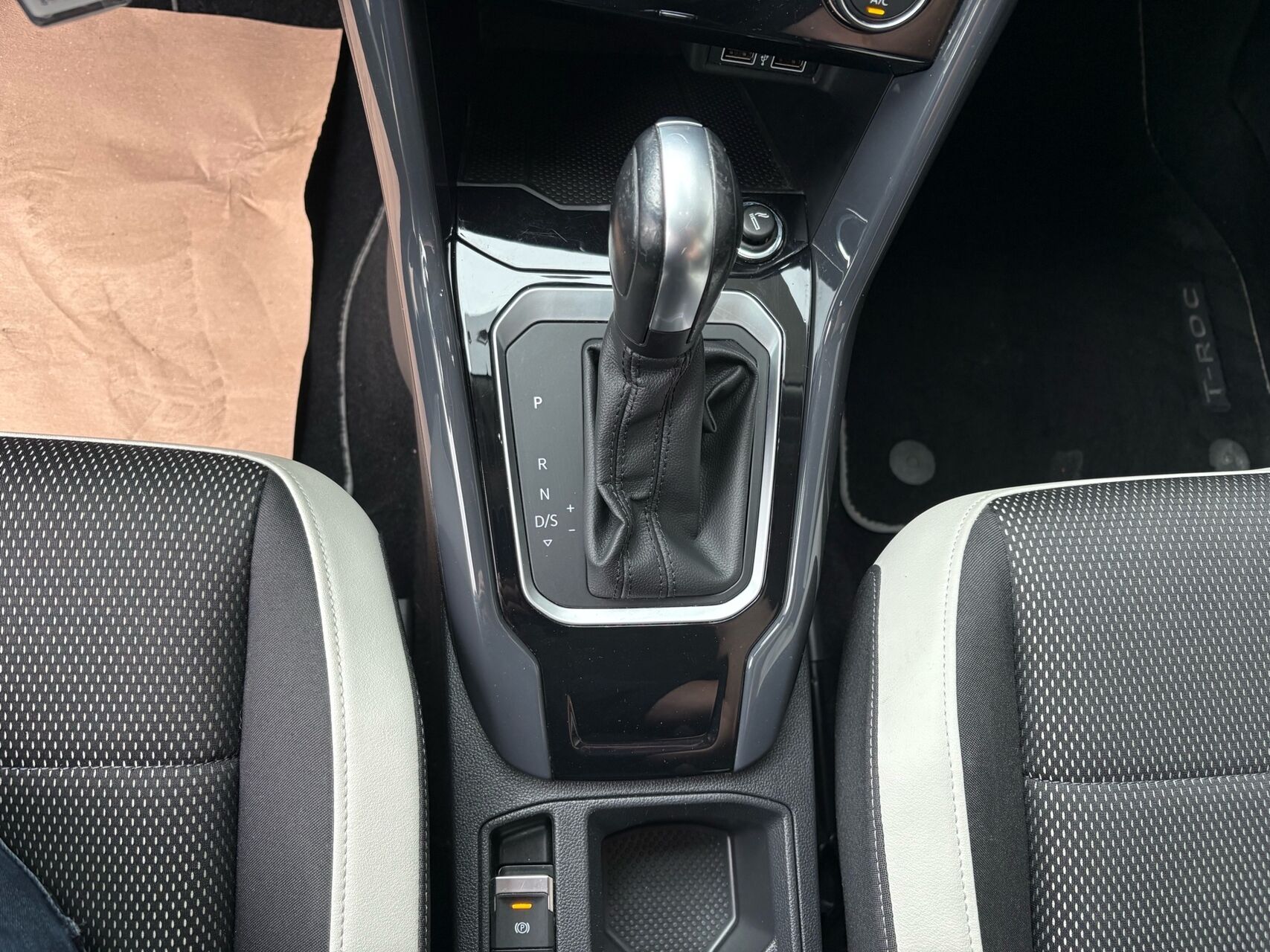 Billede af VW T-Roc 1,5 TSI ACT Sport DSG 150HK 5d 7g Aut.