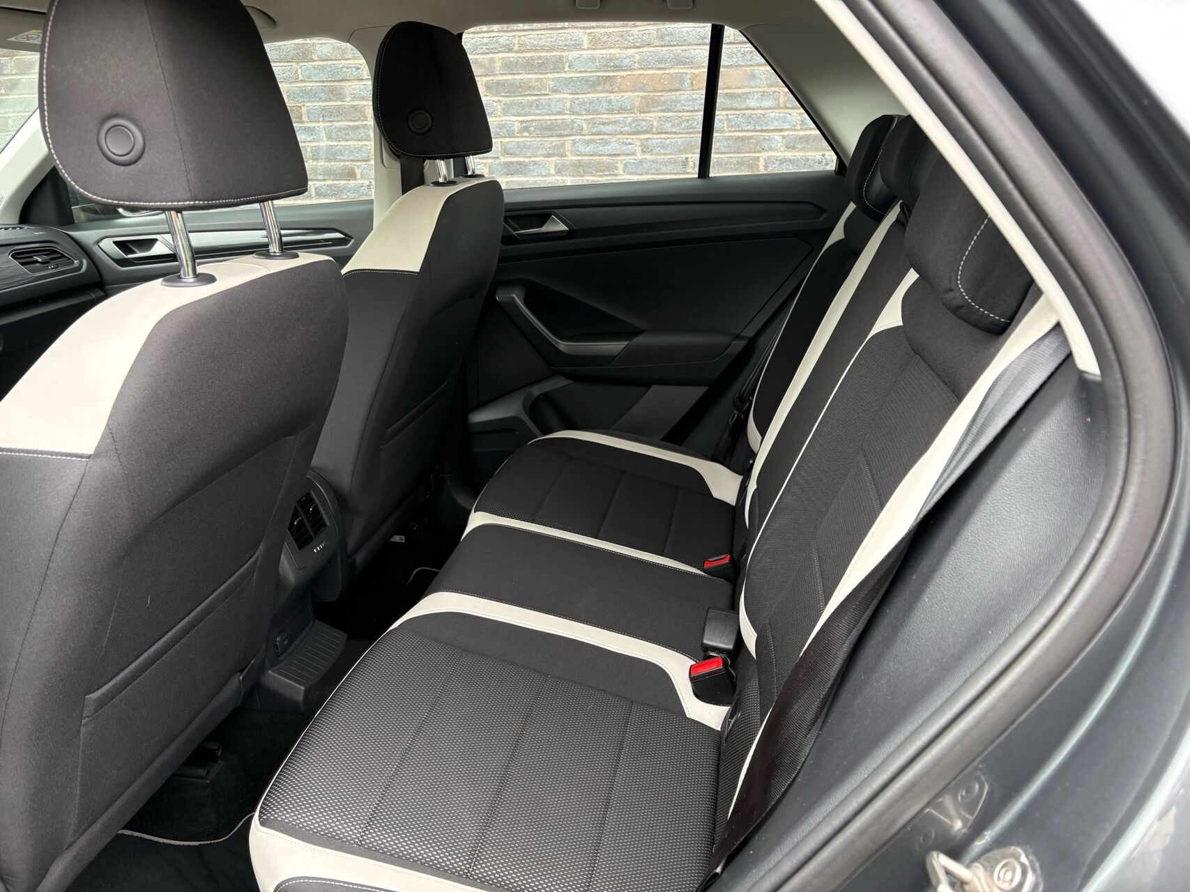 Billede af VW T-Roc 1,5 TSI ACT Sport DSG 150HK 5d 7g Aut.