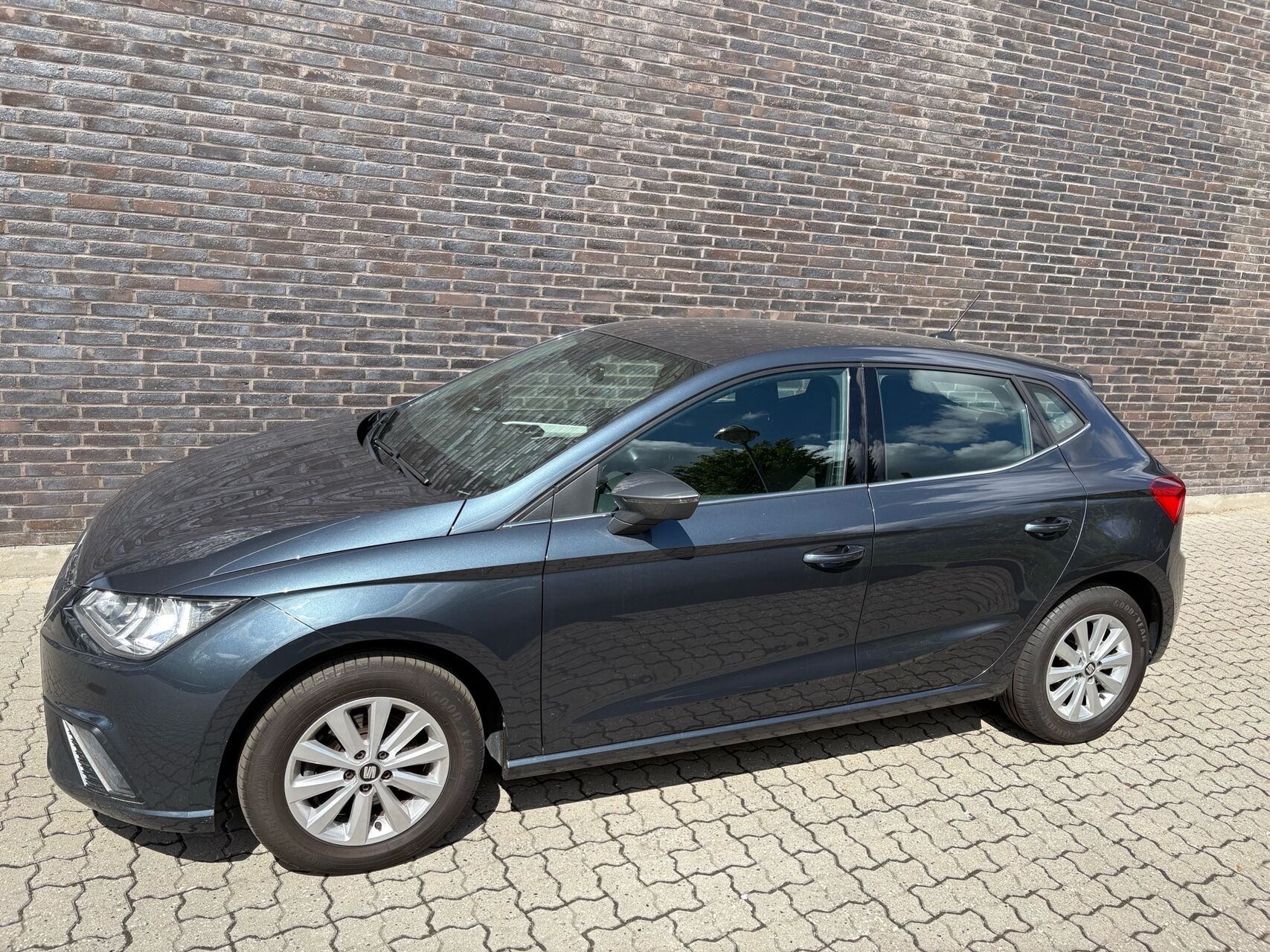 Billede af Seat Ibiza 1,0 TSI Xcellence DSG 110HK 5d 7g Aut.