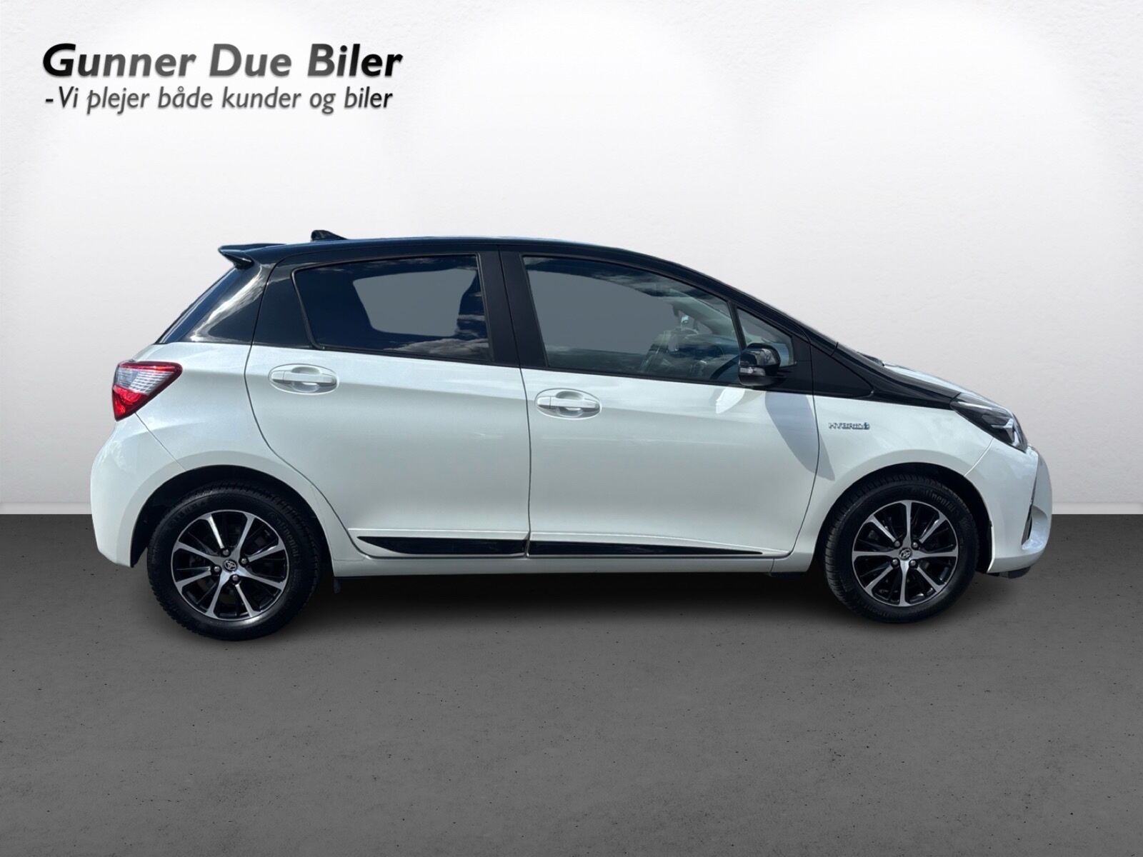 Billede af Toyota Yaris 1,5 Hybrid H3 Premiumpakke E-CVT 100HK 5d Trinl. Gear