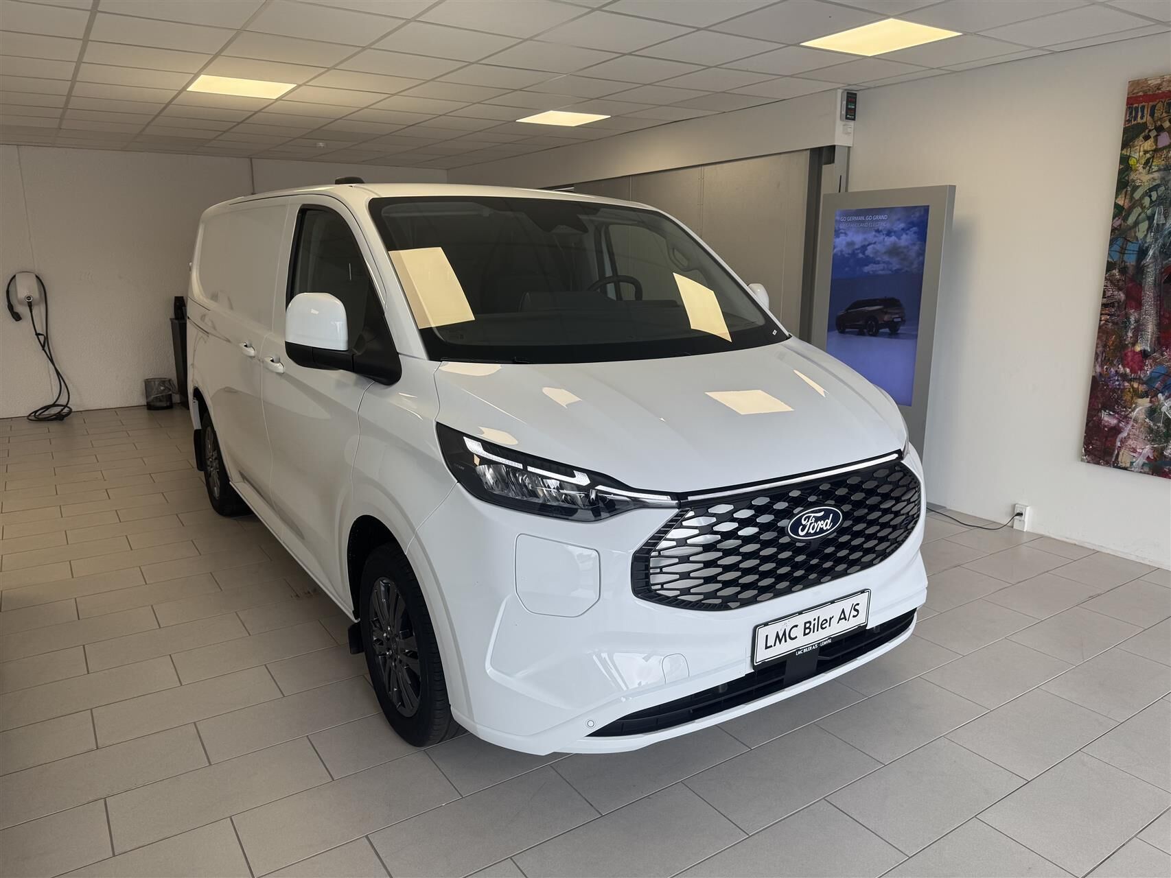 Billede af Ford E-Transit Custom 320 L2H1 EL Trend 136HK Van Aut.
