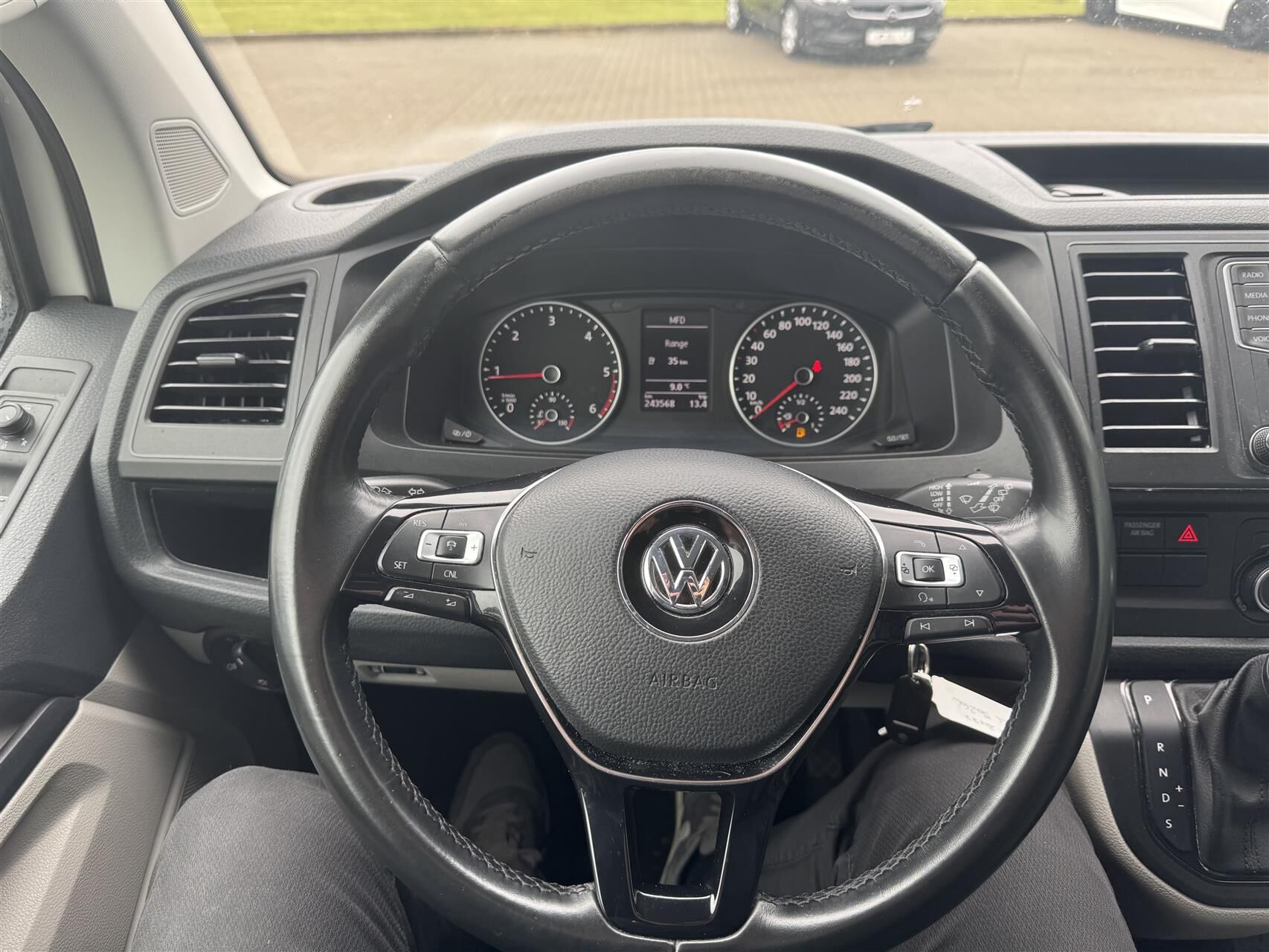 Billede af VW Transporter Kort 2,0 TDI BMT DSG 150HK Van 7g Aut.