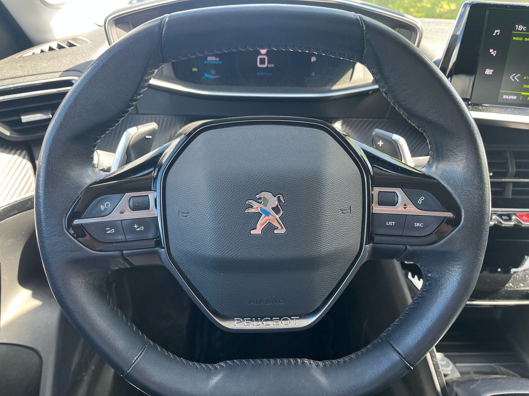 Billede af Peugeot 2008 1,2 PureTech Allure Pack EAT8 130HK 5d 8g Aut.