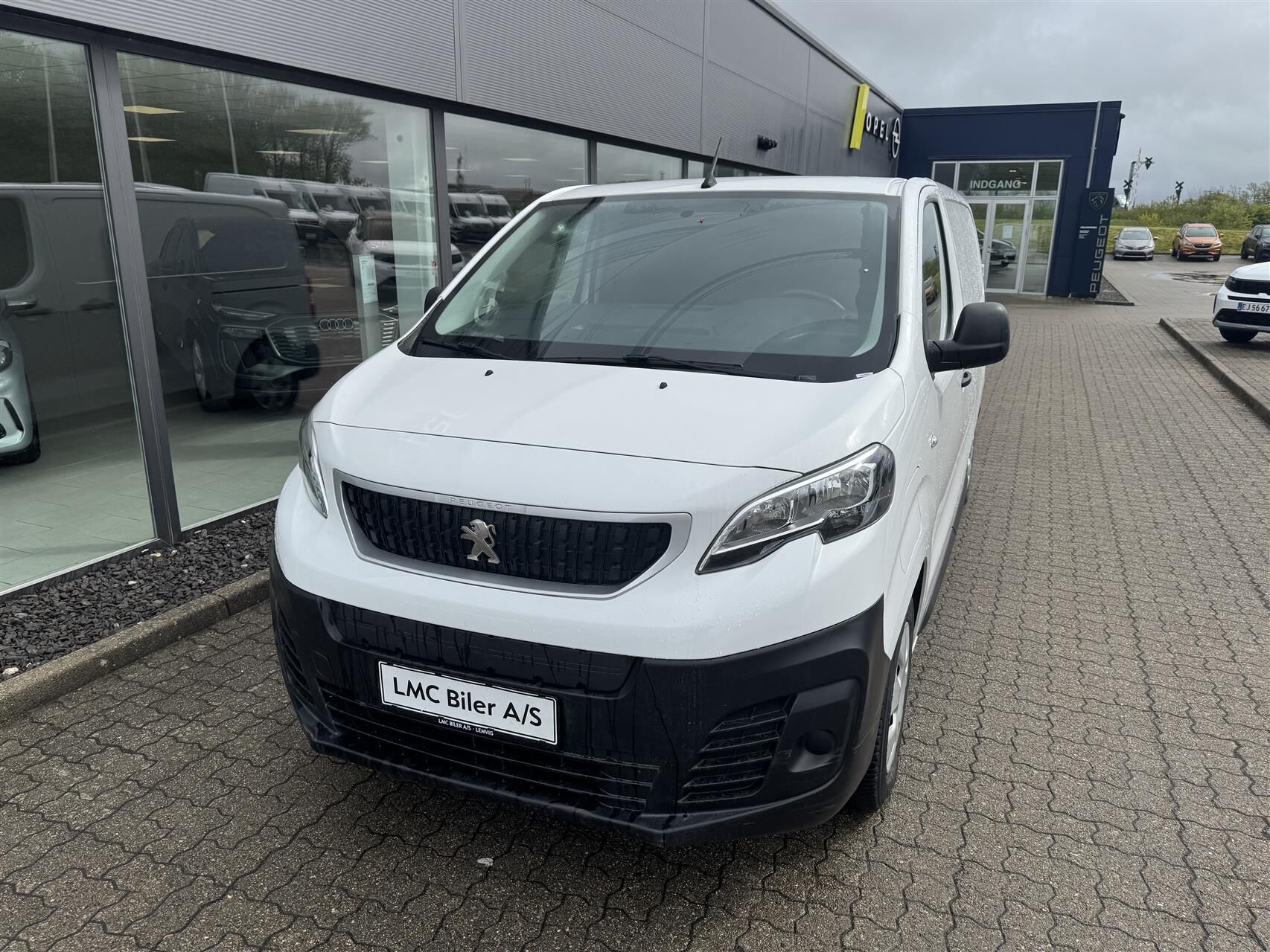 Billede af Peugeot e-Expert L2 EL Plus 136HK Van Aut.