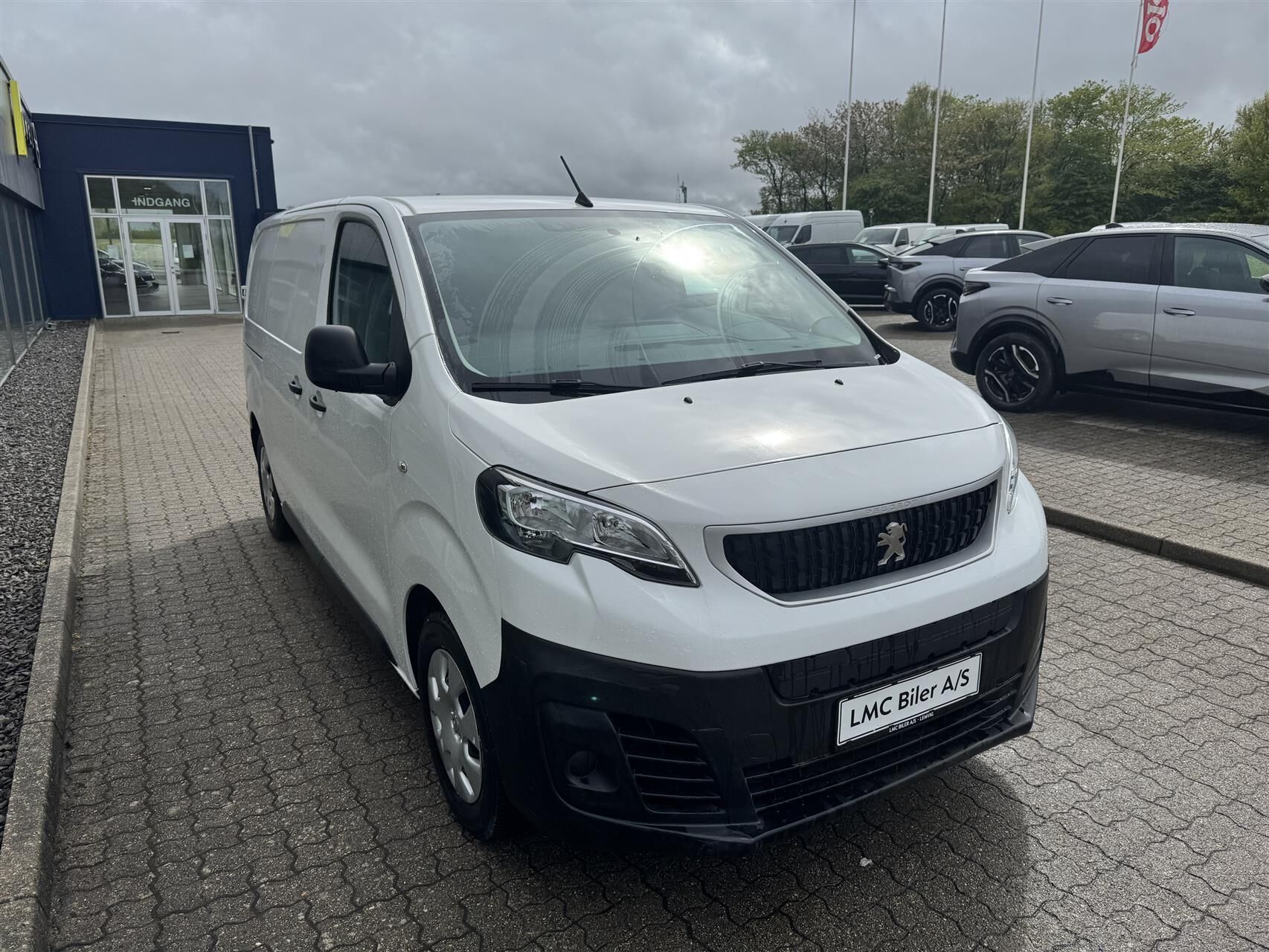 Billede af Peugeot e-Expert L2 EL Plus 136HK Van Aut.