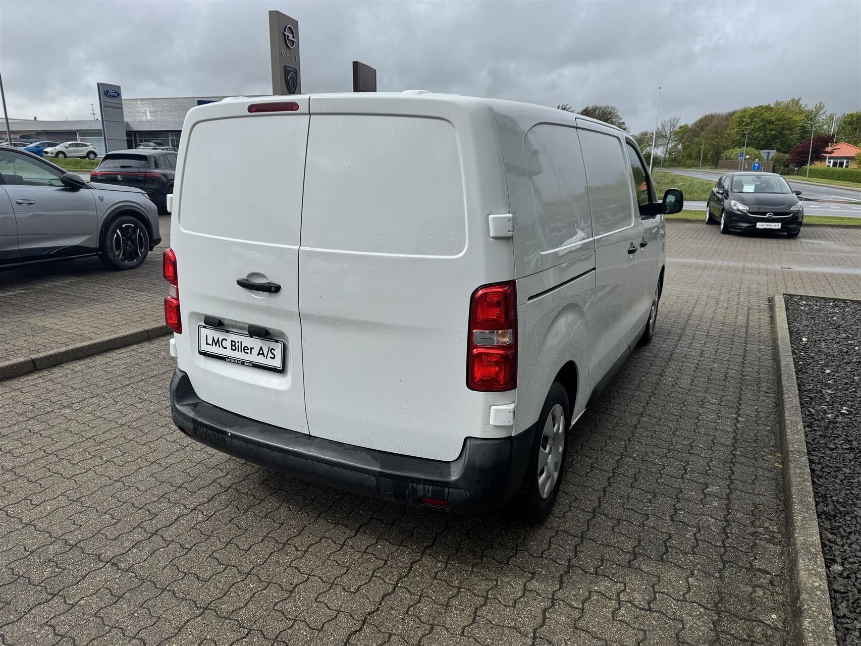 Billede af Peugeot e-Expert L2 EL Plus 136HK Van Aut.