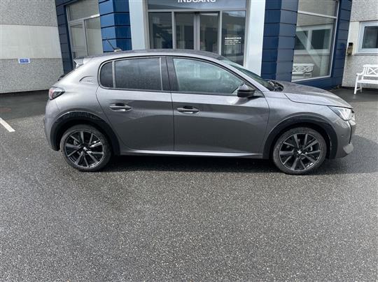 Peugeot 208 1,2 PureTech GT 100HK 5d 6g