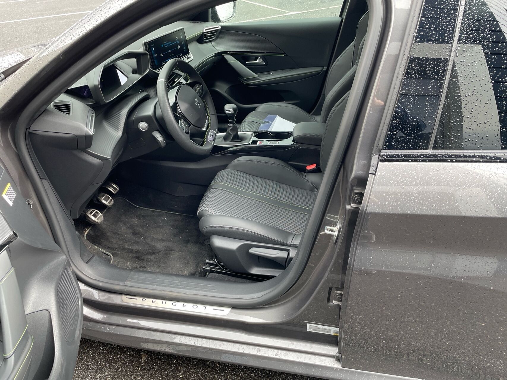Billede af Peugeot 208 1,2 PureTech GT 100HK 5d 6g