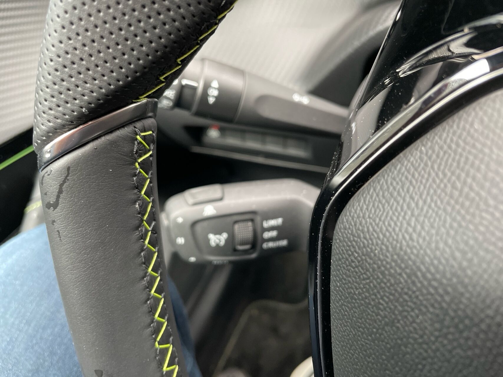 Billede af Peugeot 208 1,2 PureTech GT 100HK 5d 6g