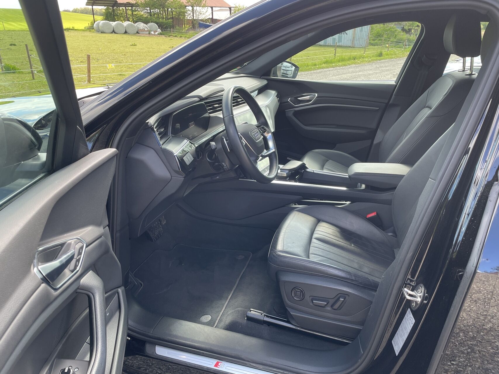 Billede af Audi E-tron 55 S Line Quattro 408HK 5d Aut.