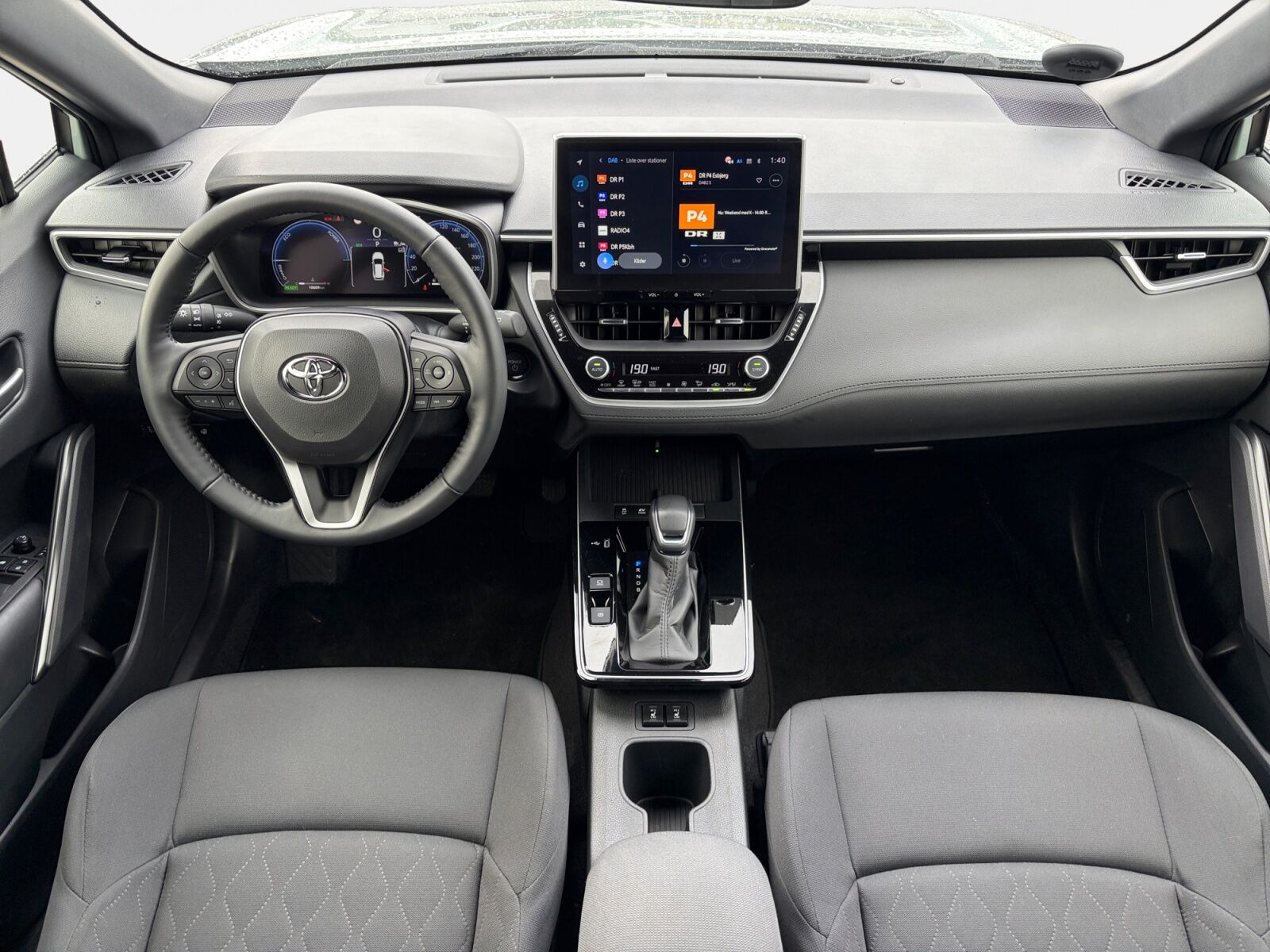 Billede af Toyota Corolla Cross 2,0 Hybrid Style 180HK 5d Aut.