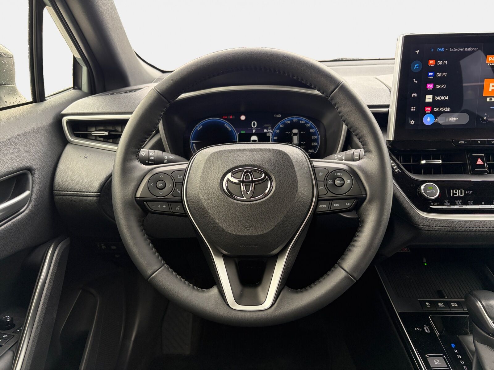 Billede af Toyota Corolla Cross 2,0 Hybrid Style 180HK 5d Aut.