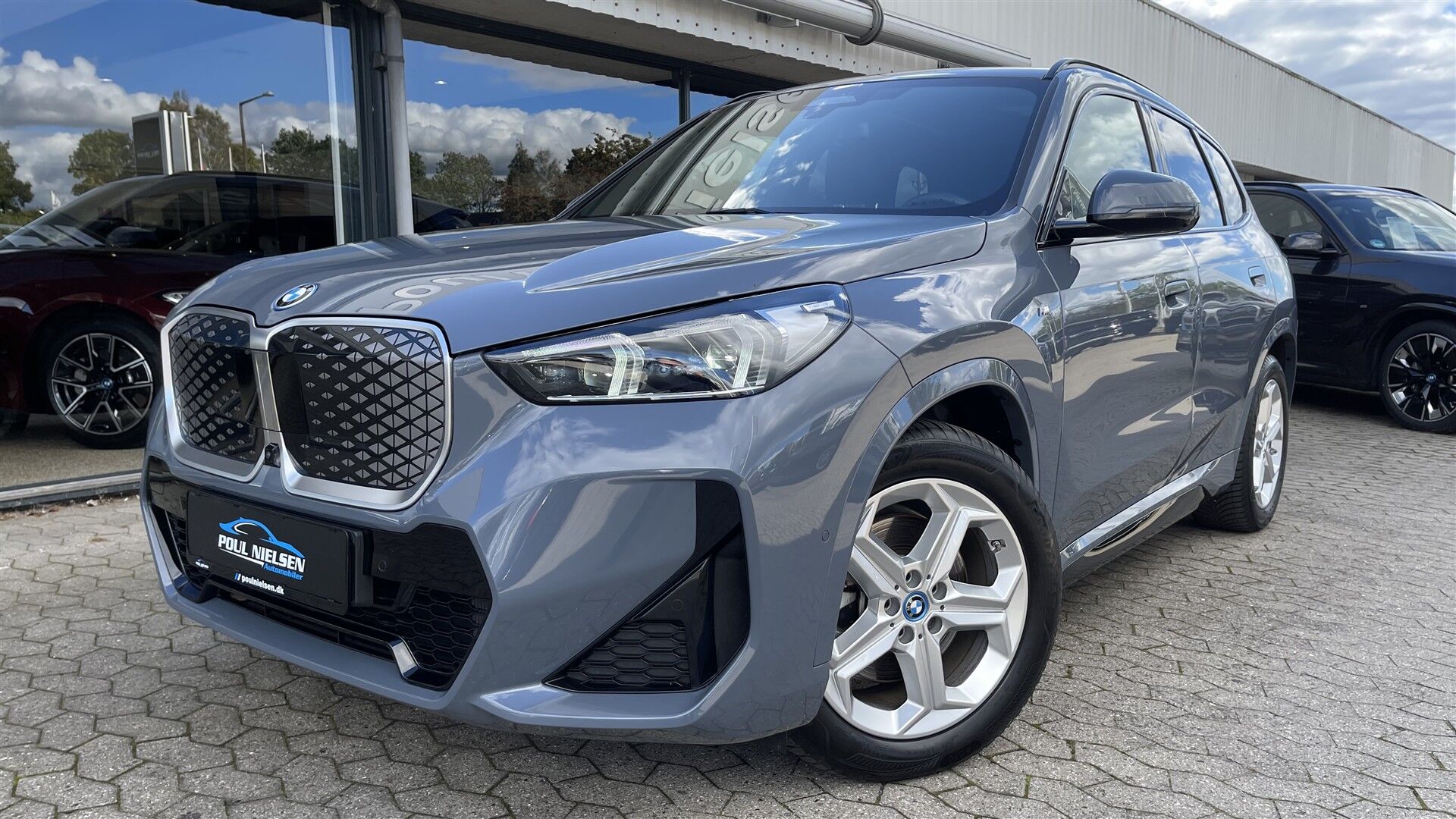 Billede af BMW iX1 xDrive30 Fully Charged 4x4 313HK 5d Aut.