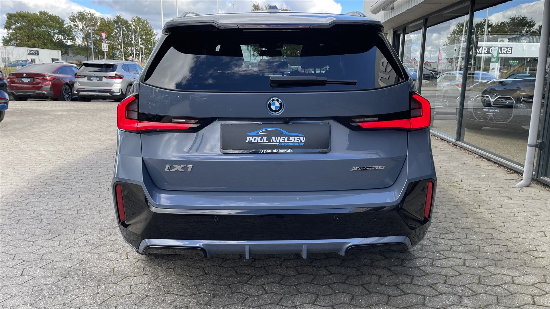 Billede af BMW iX1 xDrive30 Fully Charged 4x4 313HK 5d Aut.