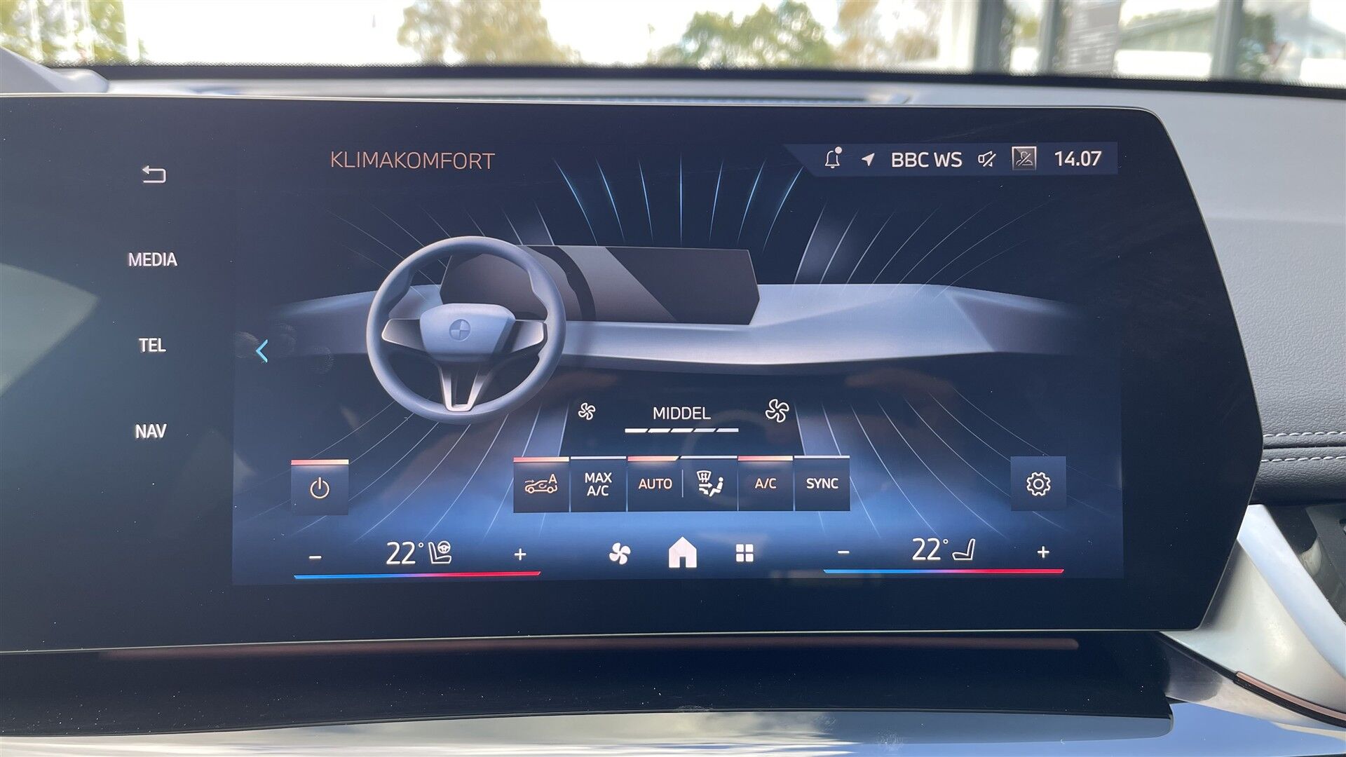 Billede af BMW iX1 xDrive30 Fully Charged 4x4 313HK 5d Aut.