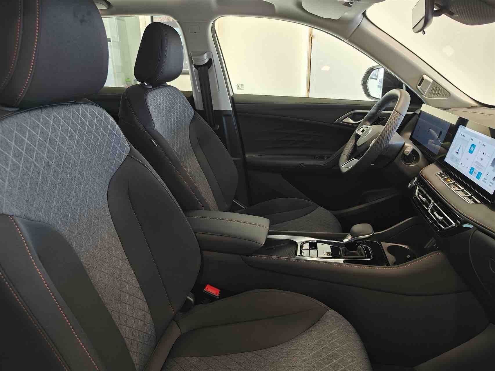 Billede af MG HS 1,5 T GDI  Plugin-hybrid Comfort 272HK 5d Aut.
