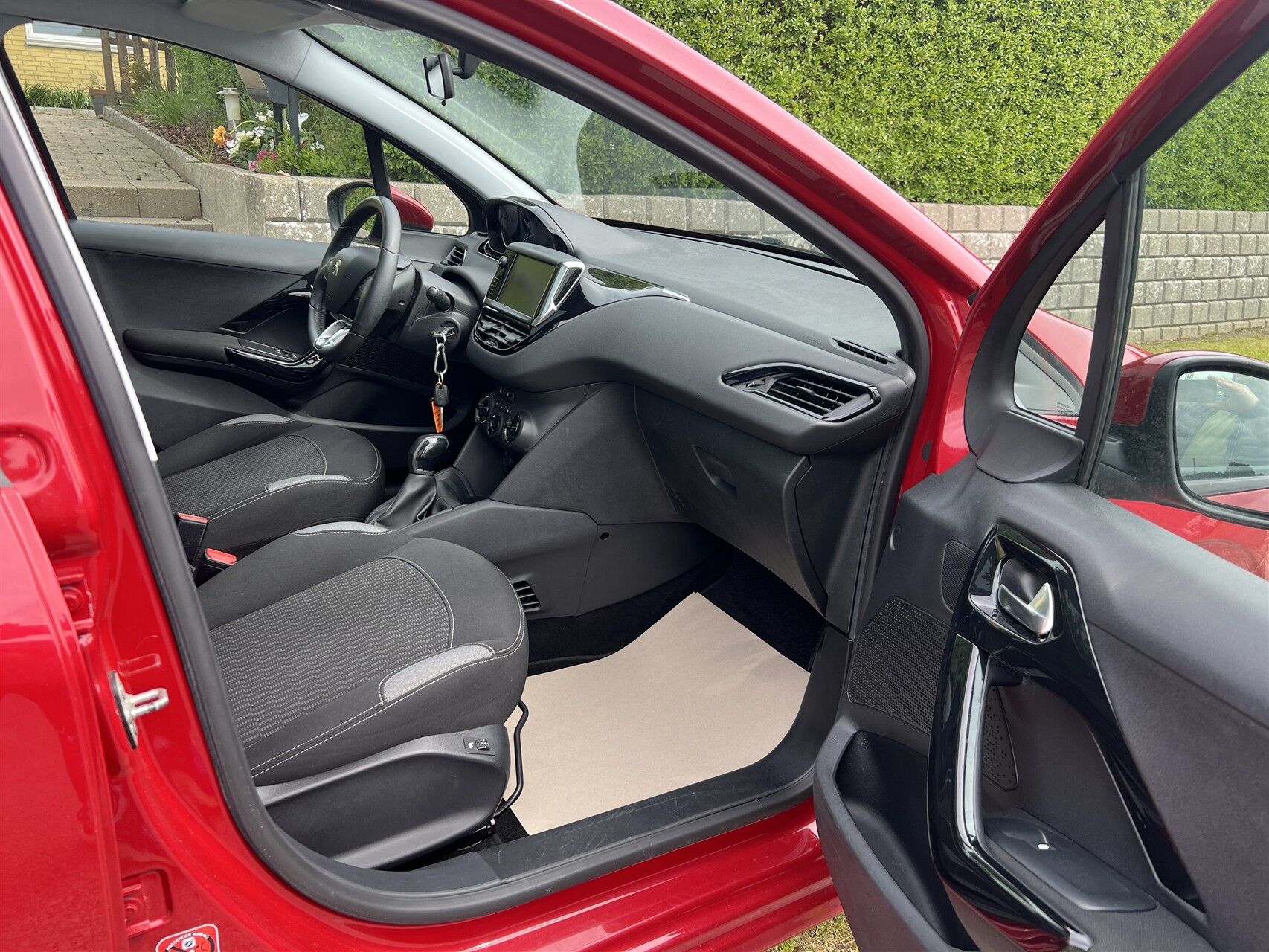 Billede af Peugeot 208 1,6 BlueHDi More 100HK 5d