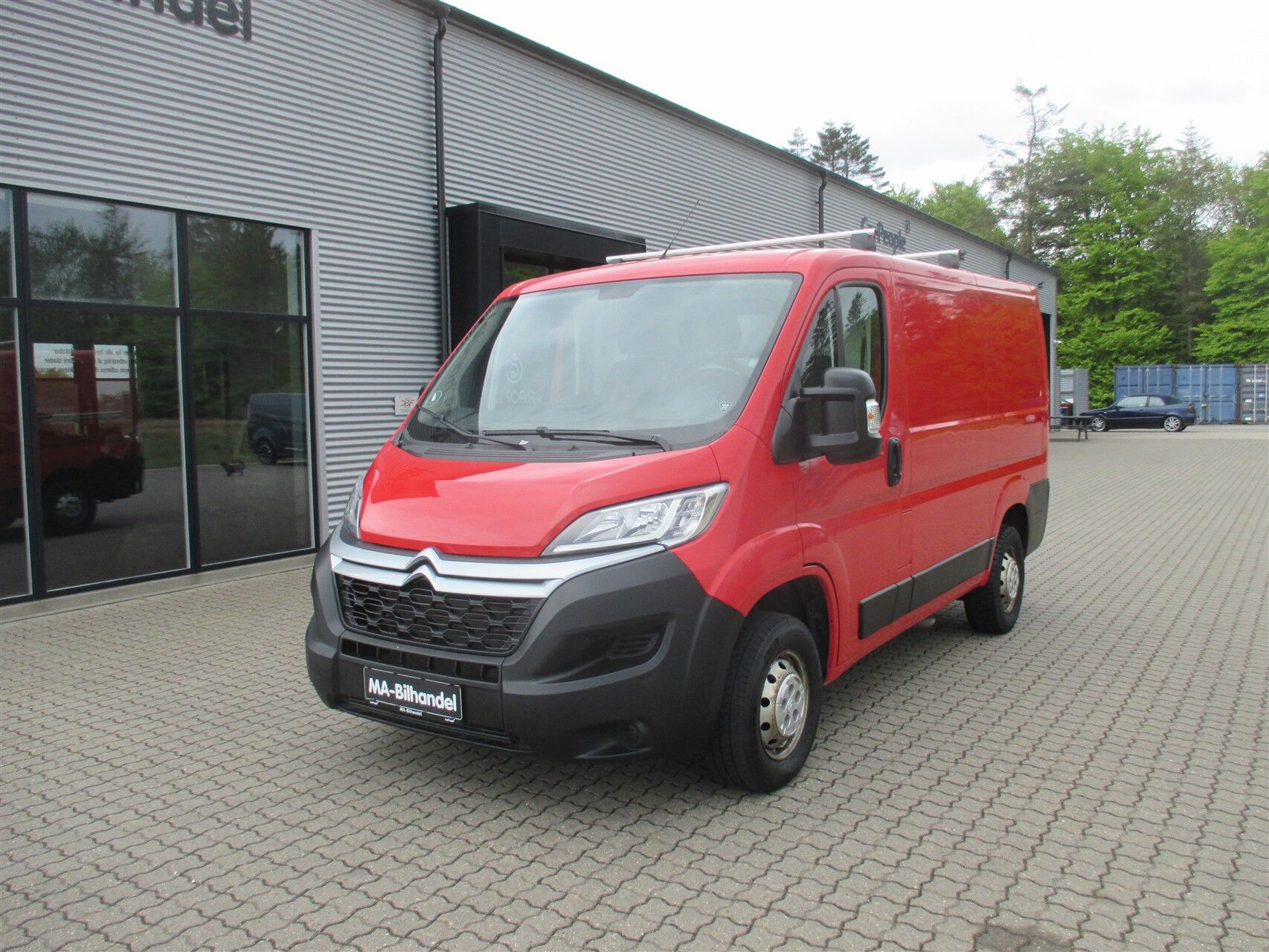 Billede af Citroën Jumper 30 L1H1 2,2 Blue HDi Flexline start/stop 120HK Van