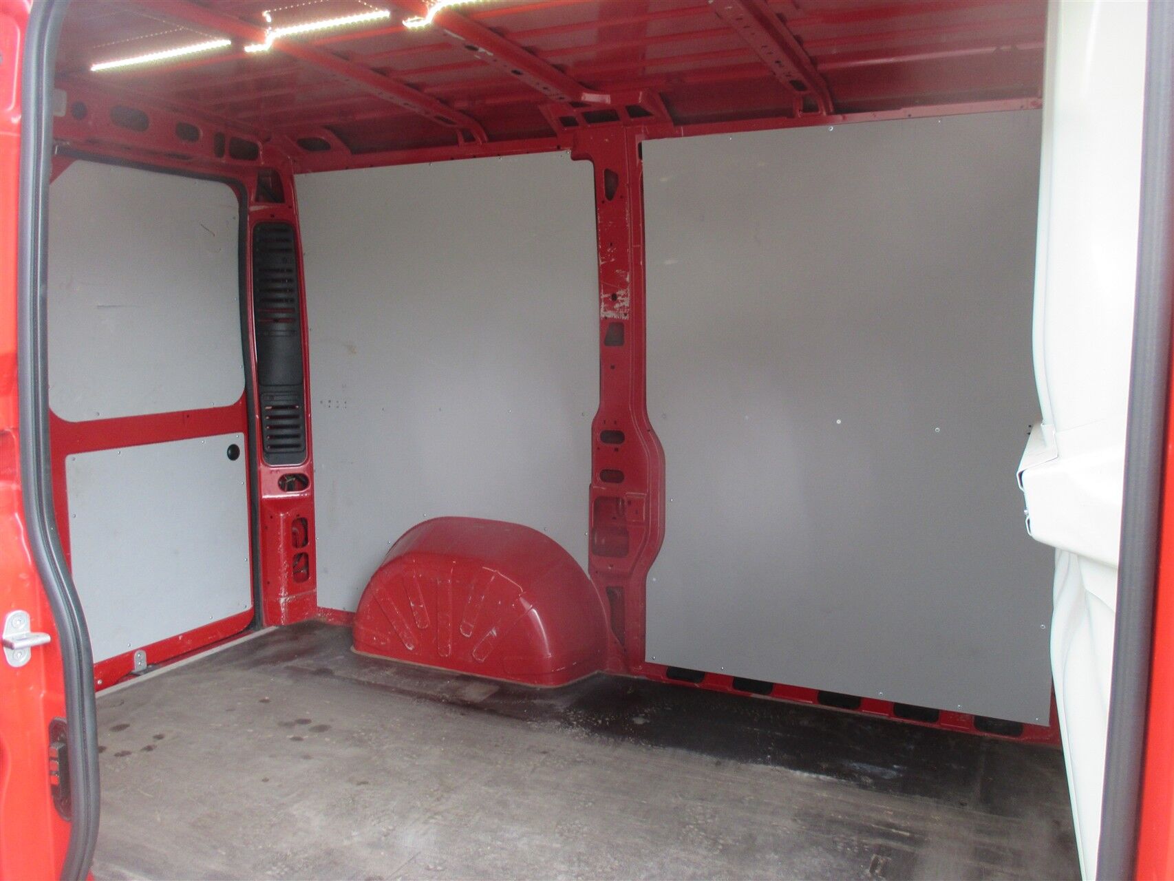 Billede af Citroën Jumper 30 L1H1 2,2 Blue HDi Flexline start/stop 120HK Van