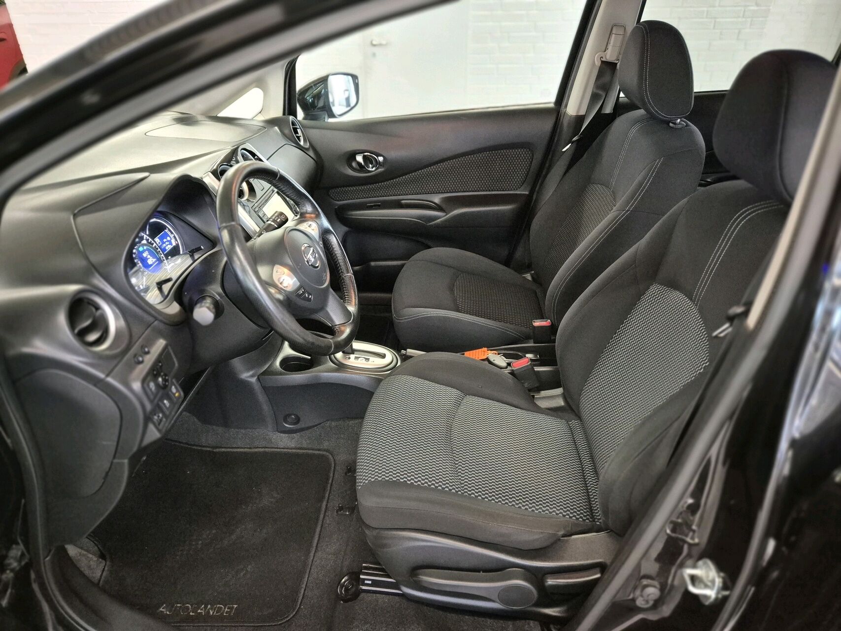 Billede af Nissan Note 1,2 DIG-S Acenta Plus CVT 98HK 5d Aut.