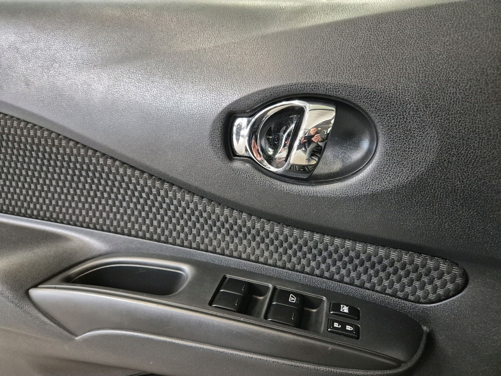 Billede af Nissan Note 1,2 DIG-S Acenta Plus CVT 98HK 5d Aut.