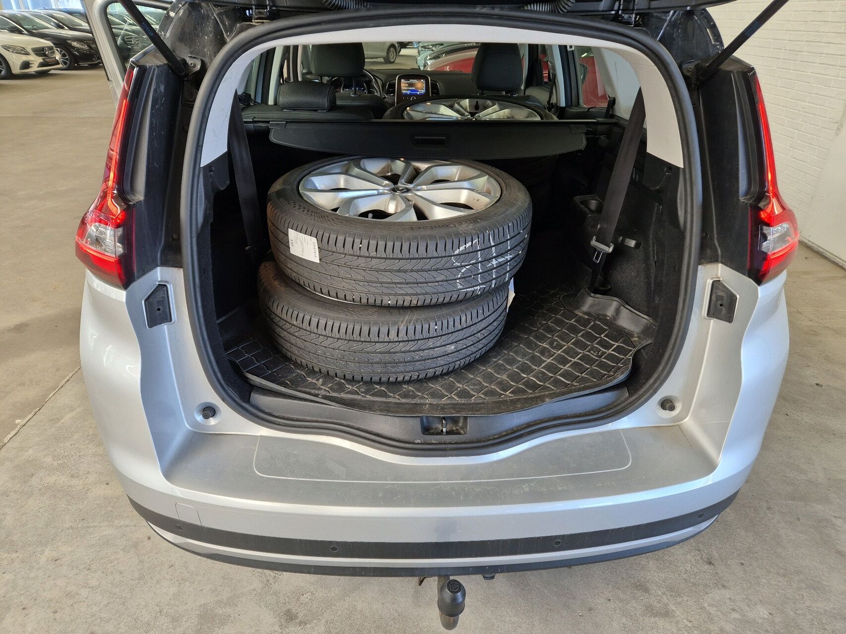 Billede af Renault Grand Scénic 1,3 TCE GPF Zen EDC 140HK 7g Aut.