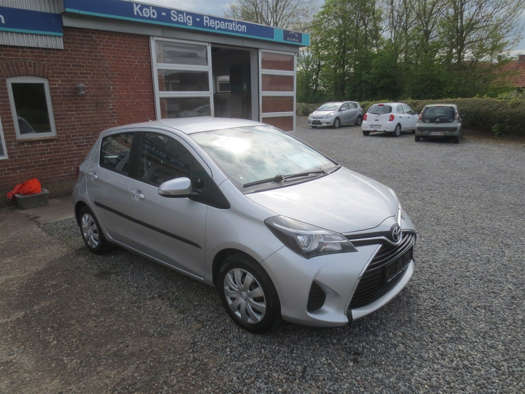 Billede af Toyota Yaris 1,0 VVT-I T2 69HK 5d