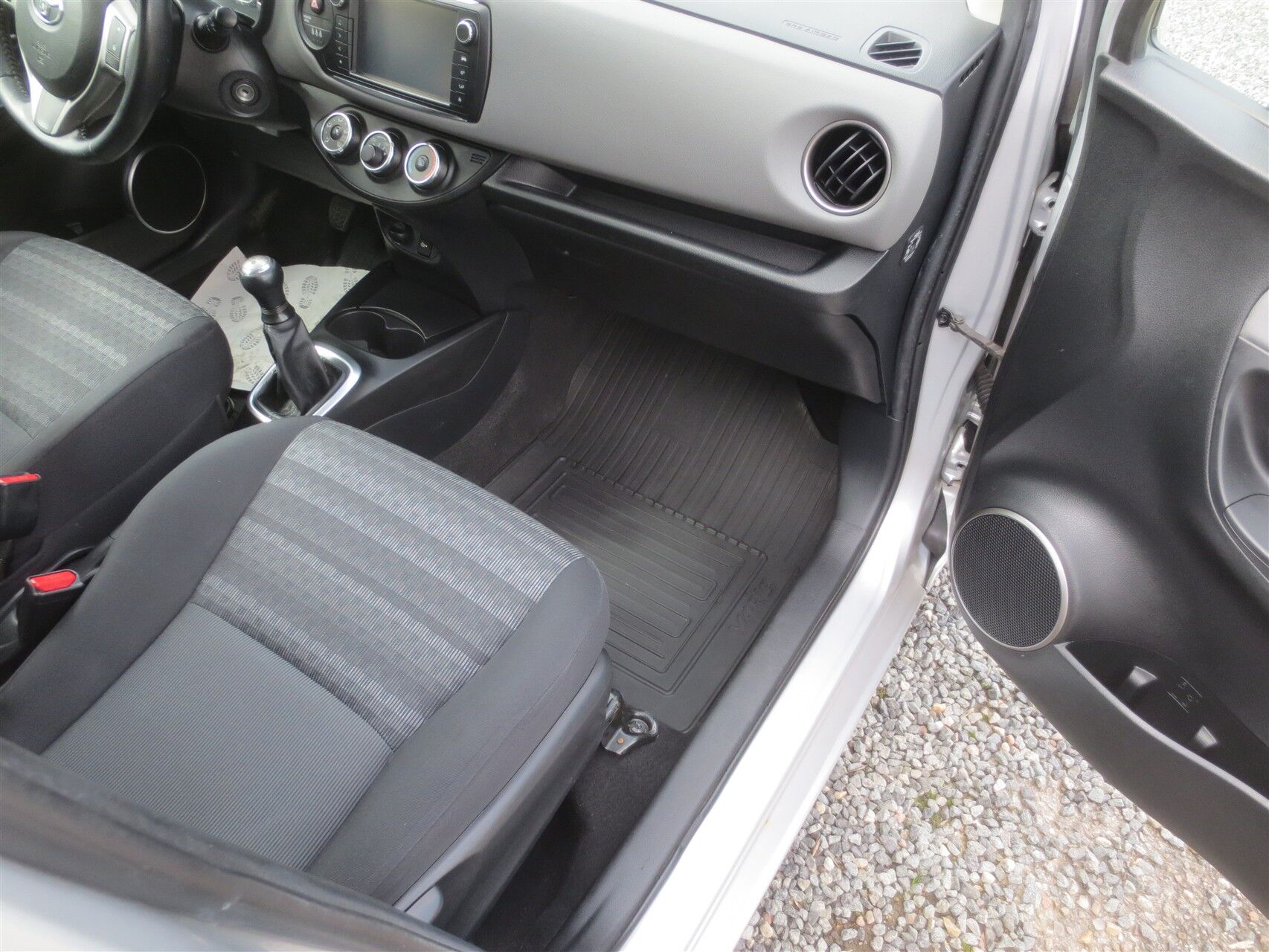 Billede af Toyota Yaris 1,0 VVT-I T2 69HK 5d