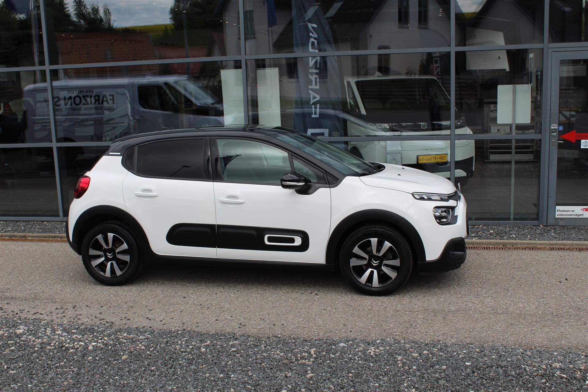 Billede af Citroën C3 1,2 PureTech Shine 83HK 5d