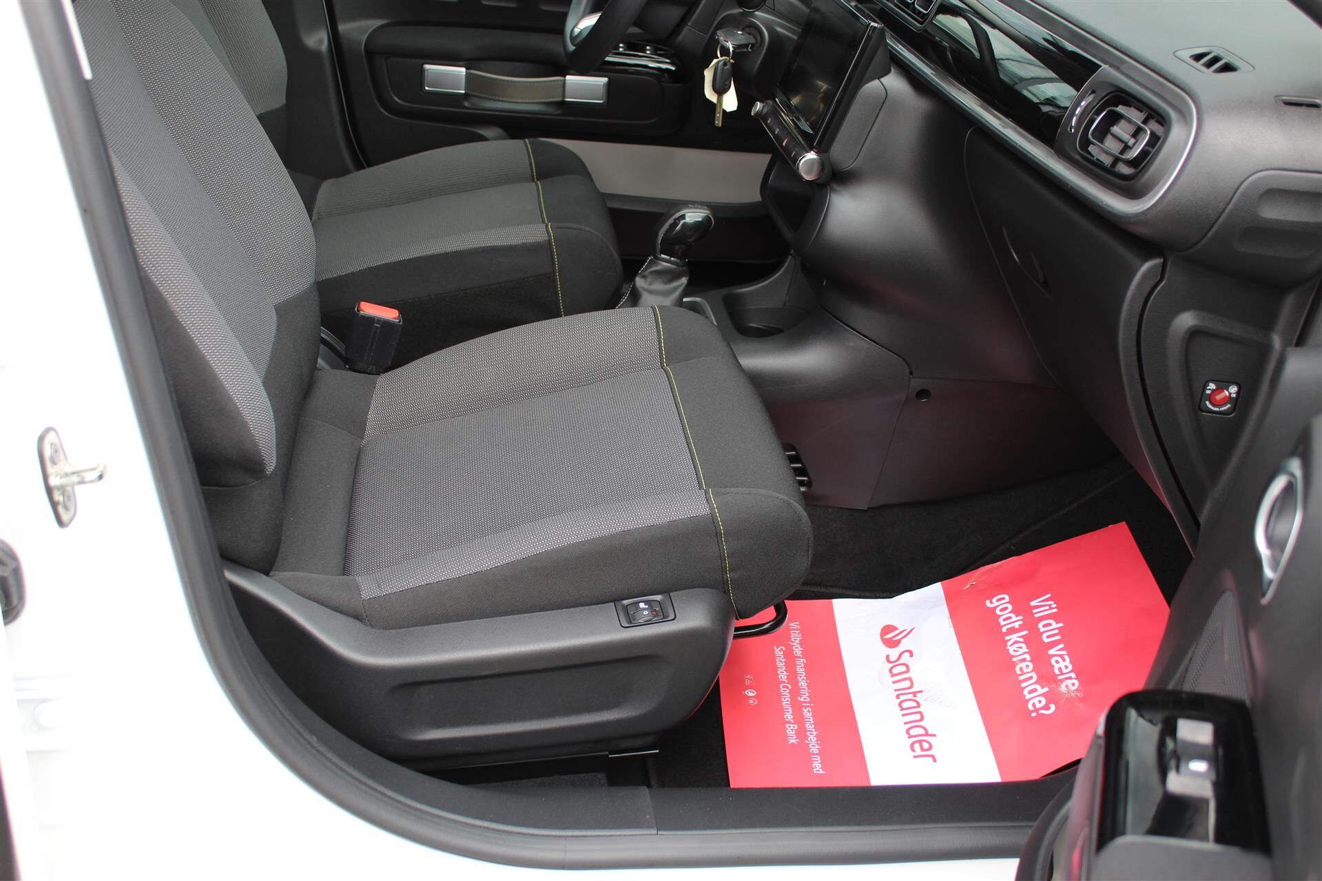 Billede af Citroën C3 1,2 PureTech Shine 83HK 5d