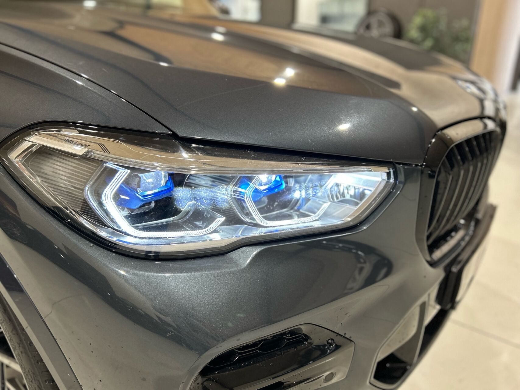Billede af BMW X5 45e 3,0 Plugin-hybrid M-Sport XDrive Steptronic 399HK 5d 8g Aut.