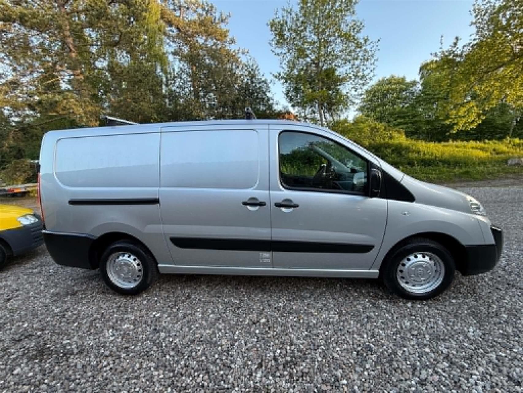 Billede af Toyota Proace L2H1 1,6 D-4D T0 Splitbagdør 90HK Van 6g