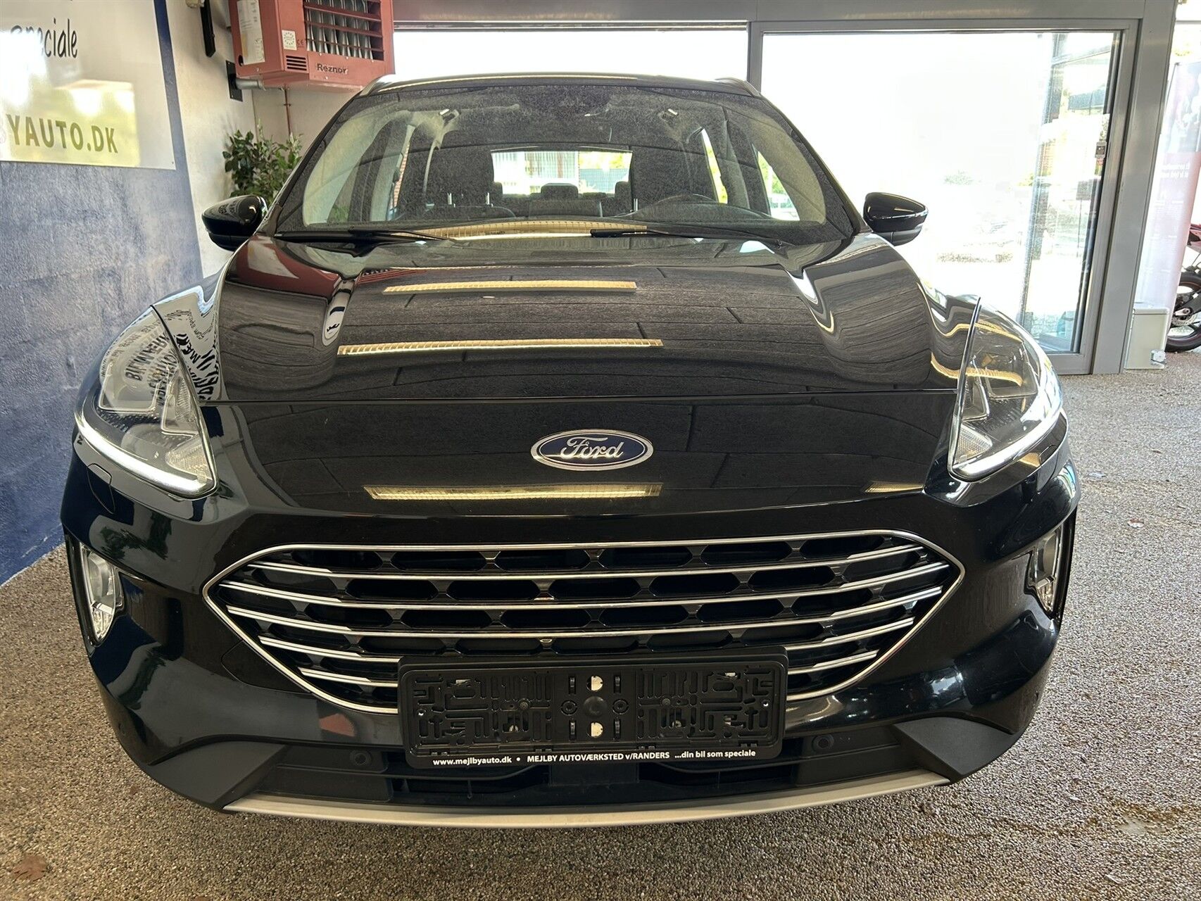 Billede af Ford Kuga 2,5 Plugin-hybrid Titanium CVT 225HK 5d Trinl. Gear