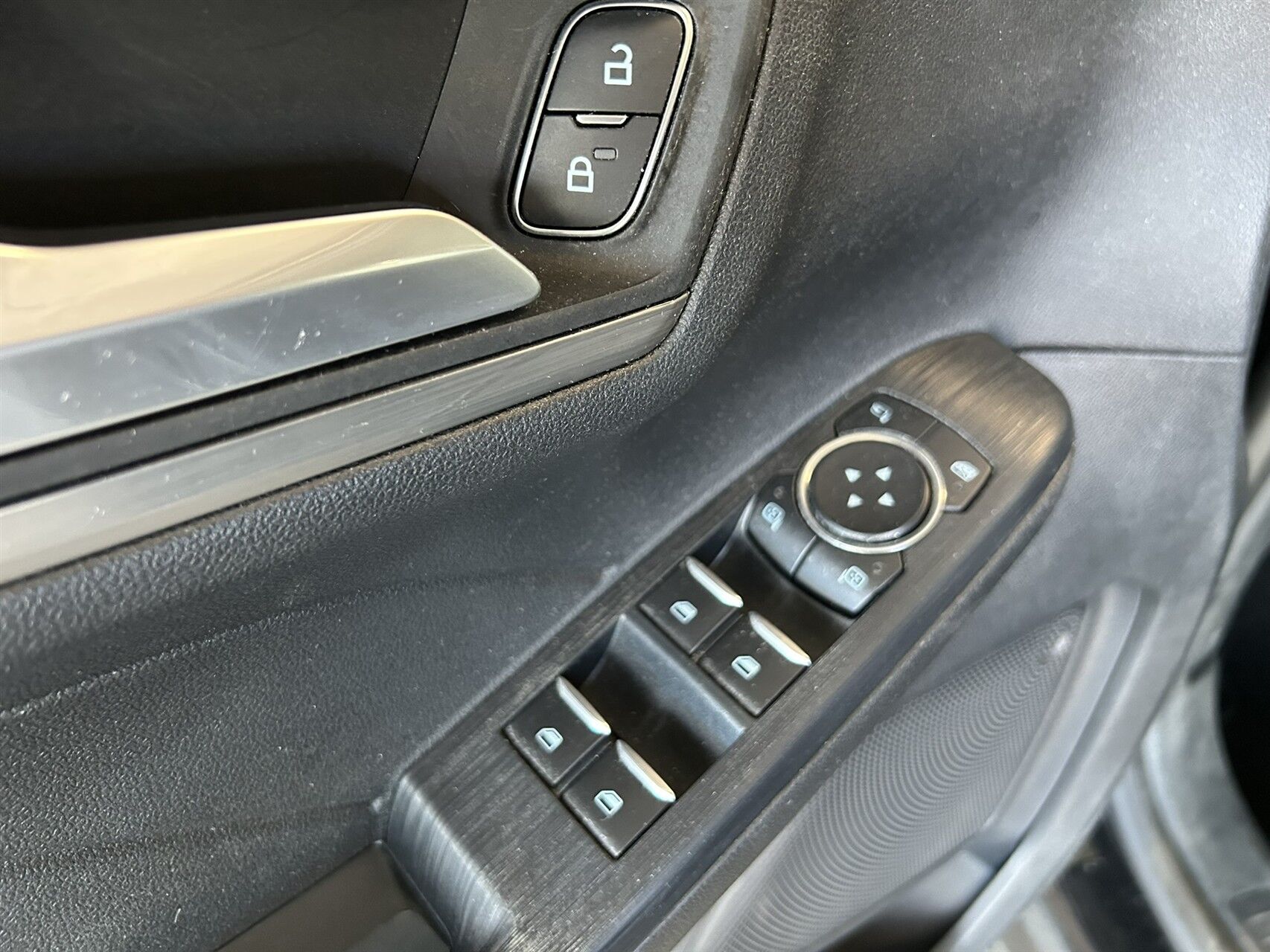 Billede af Ford Kuga 2,5 Plugin-hybrid Titanium CVT 225HK 5d Trinl. Gear