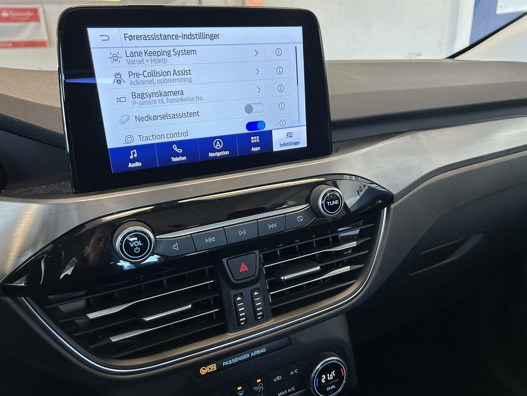 Billede af Ford Kuga 2,5 Plugin-hybrid Titanium CVT 225HK 5d Trinl. Gear