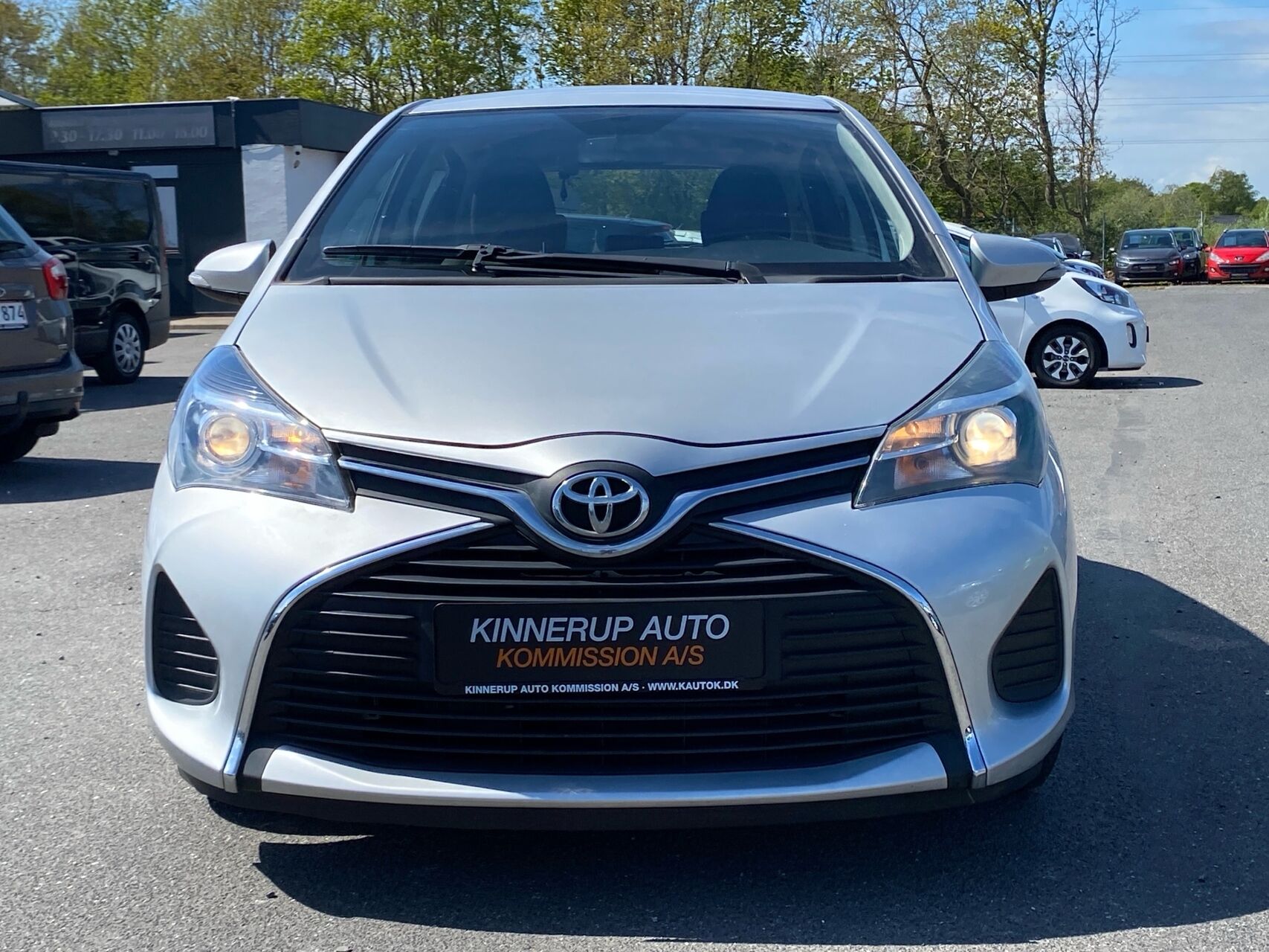 Billede af Toyota Yaris 1,0 VVT-I T2 69HK 5d