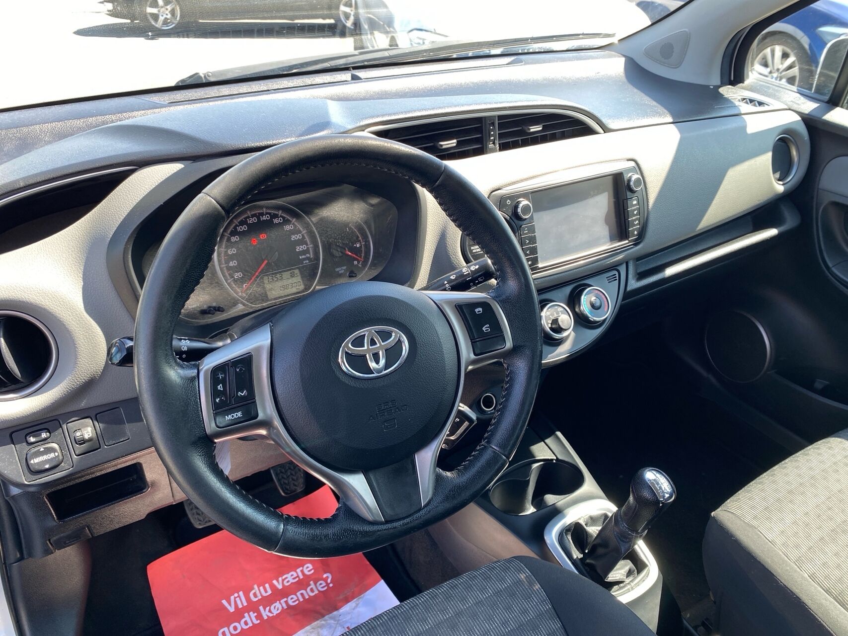 Billede af Toyota Yaris 1,0 VVT-I T2 69HK 5d
