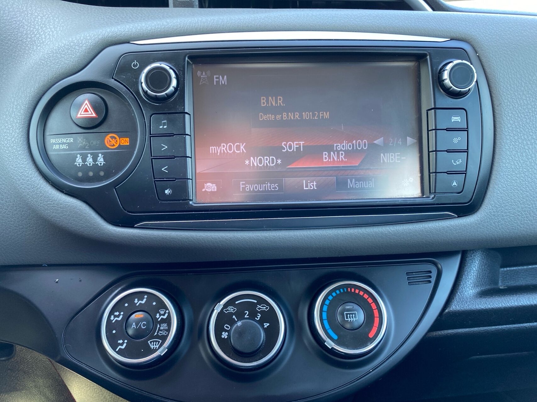 Billede af Toyota Yaris 1,0 VVT-I T2 69HK 5d