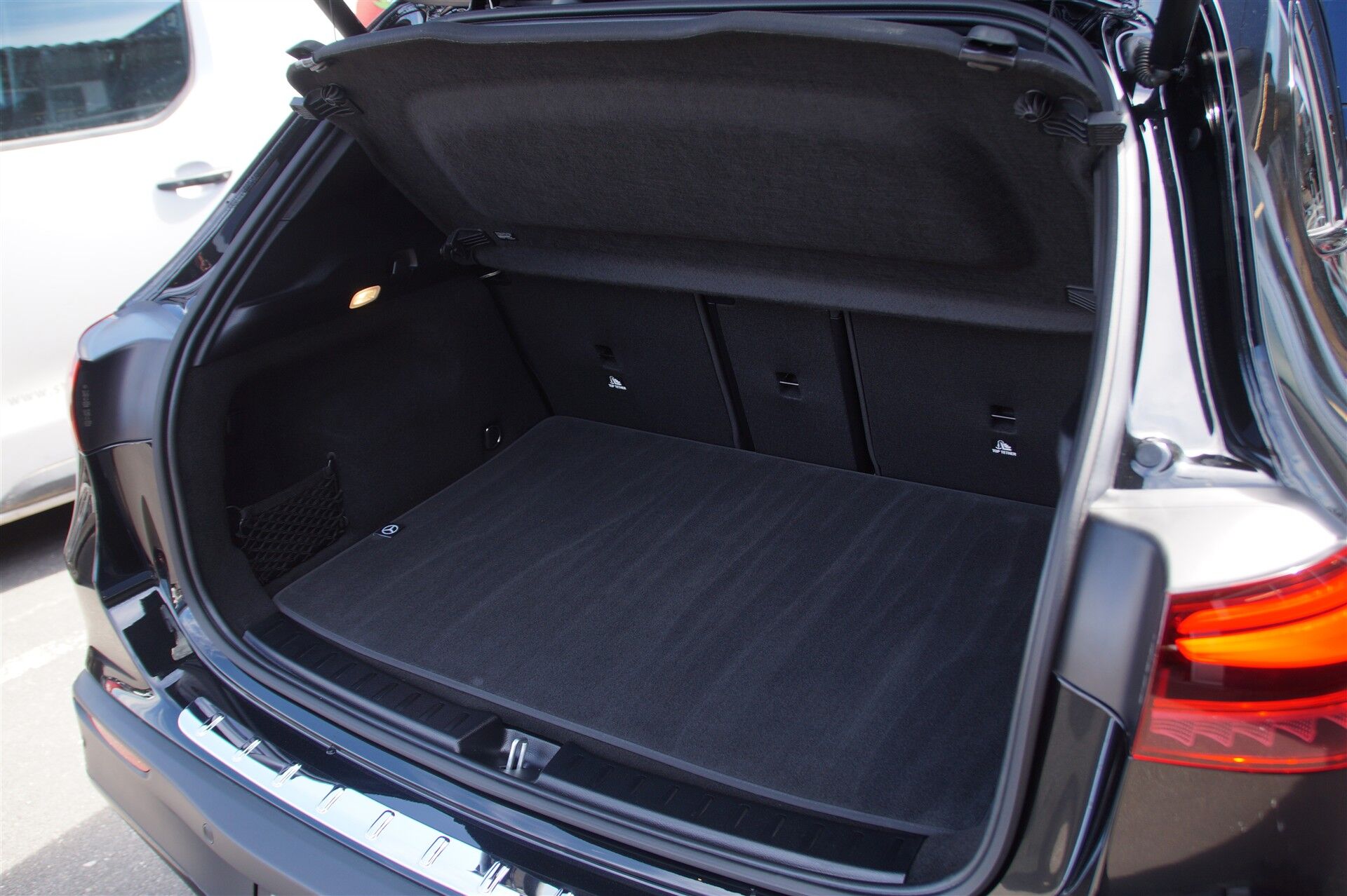 Billede af Mercedes-Benz EQA 250+ EL AMG Advance 190HK 5d Aut.