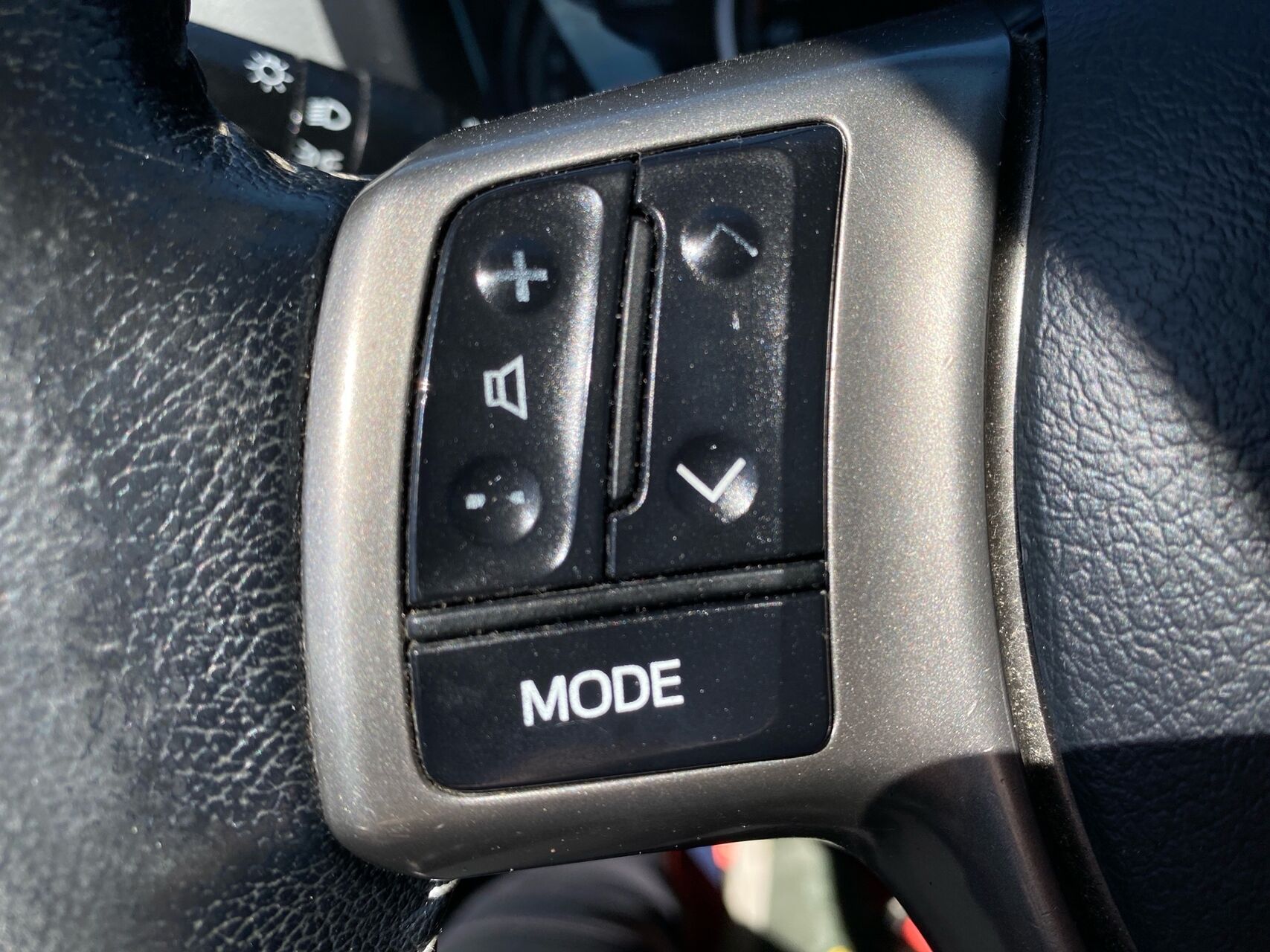 Billede af Toyota Yaris 1,0 VVT-I T2 69HK 5d