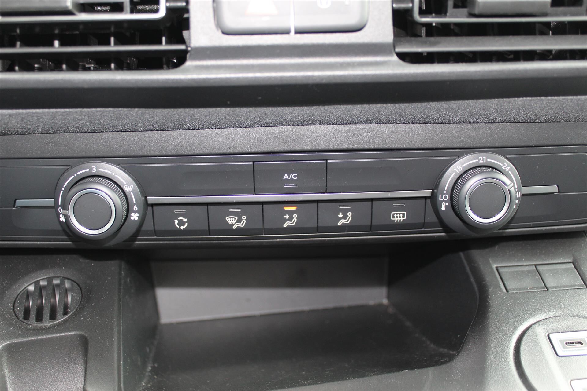 Billede af Peugeot e-Rifter L1 EL Allure 136HK Aut.