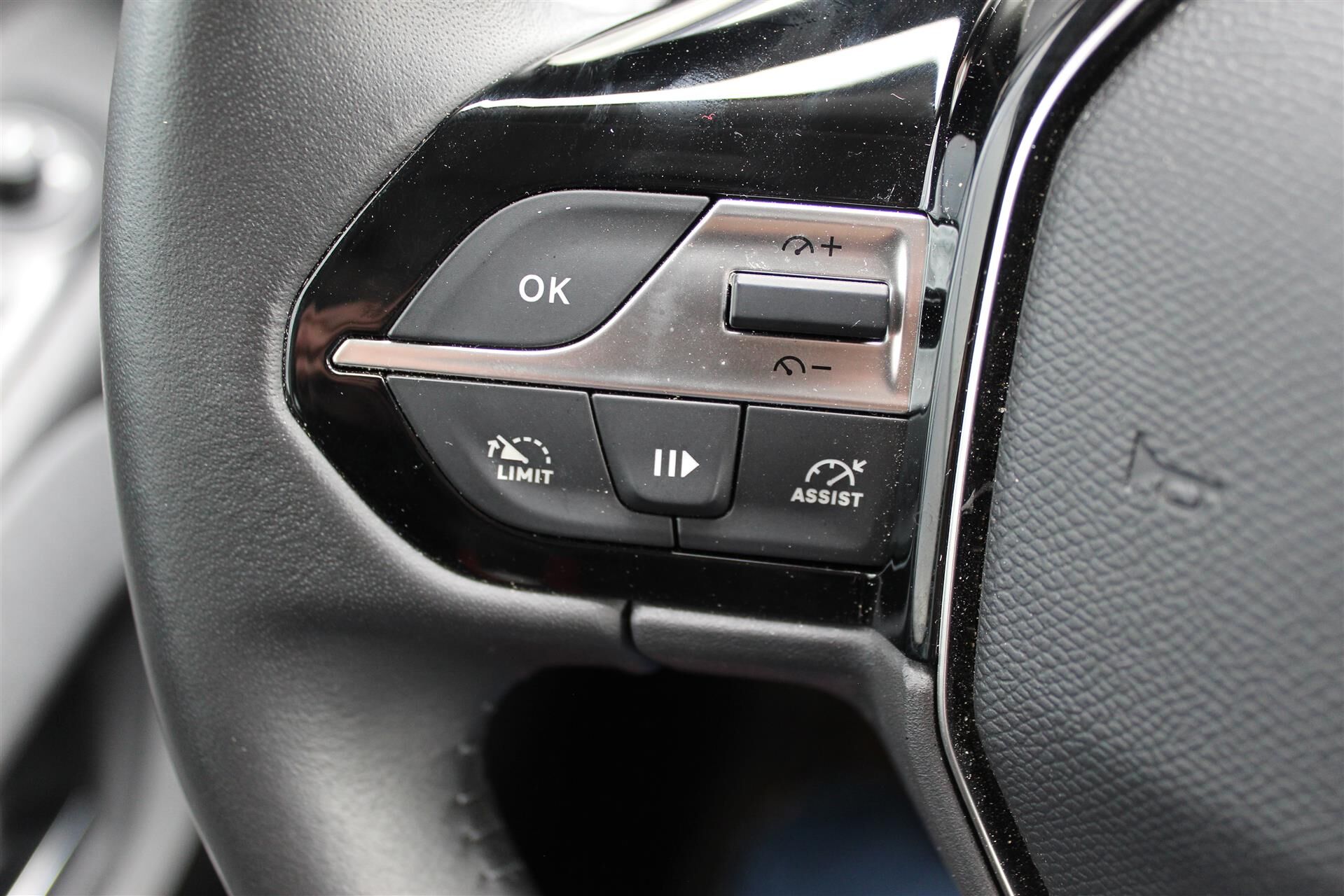 Billede af Peugeot e-Rifter L1 EL Allure 136HK Aut.