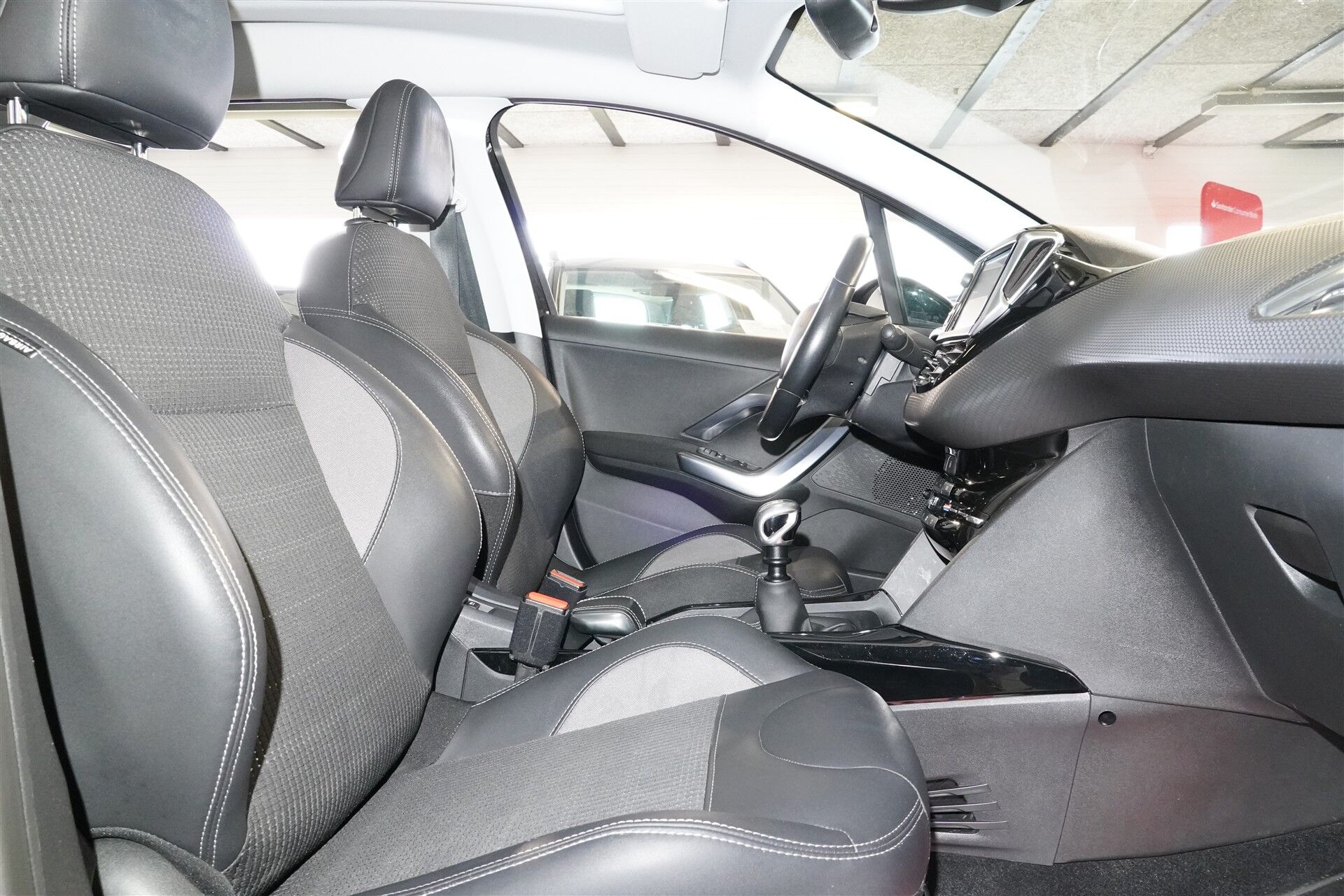 Billede af Peugeot 2008 1,5 BlueHDi Allure 100HK 5d 6g