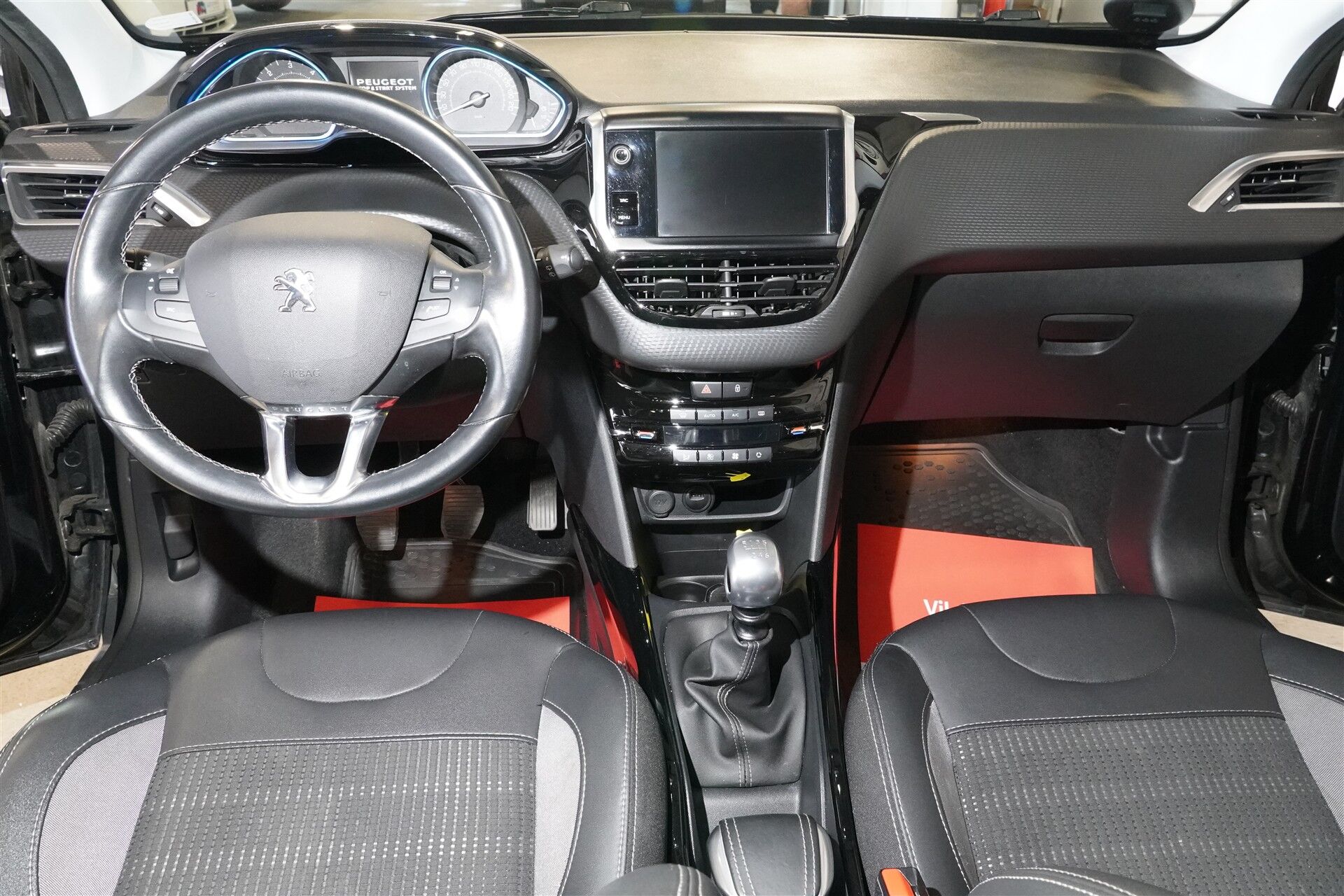 Billede af Peugeot 2008 1,5 BlueHDi Allure 100HK 5d 6g