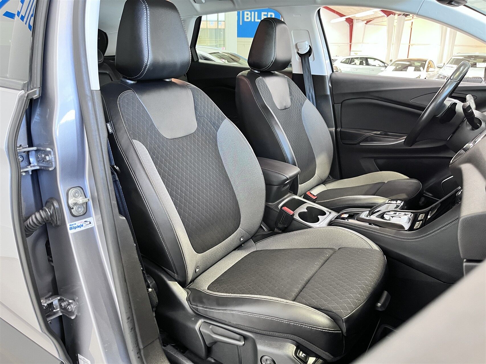 Billede af Opel Grandland X 1,6 PHEV  Plugin-hybrid Cosmo Prestige Pack 225HK 5d 8g Aut.