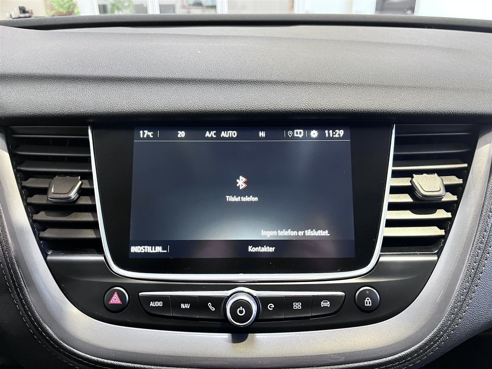 Billede af Opel Grandland X 1,6 PHEV  Plugin-hybrid Cosmo Prestige Pack 225HK 5d 8g Aut.